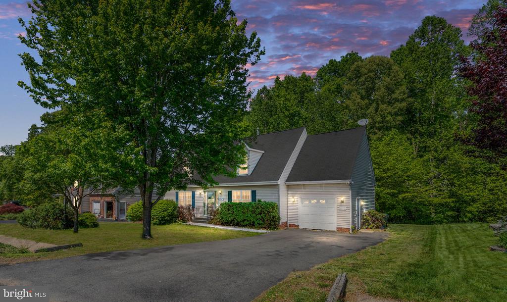 12107 KNIGHT CT, FREDERICKSBURG, Virginia 22407, 3 Bedrooms Bedrooms, ,3 BathroomsBathrooms,Residential,12107 KNIGHT CT,VASP2032580 MLS # VASP2032580