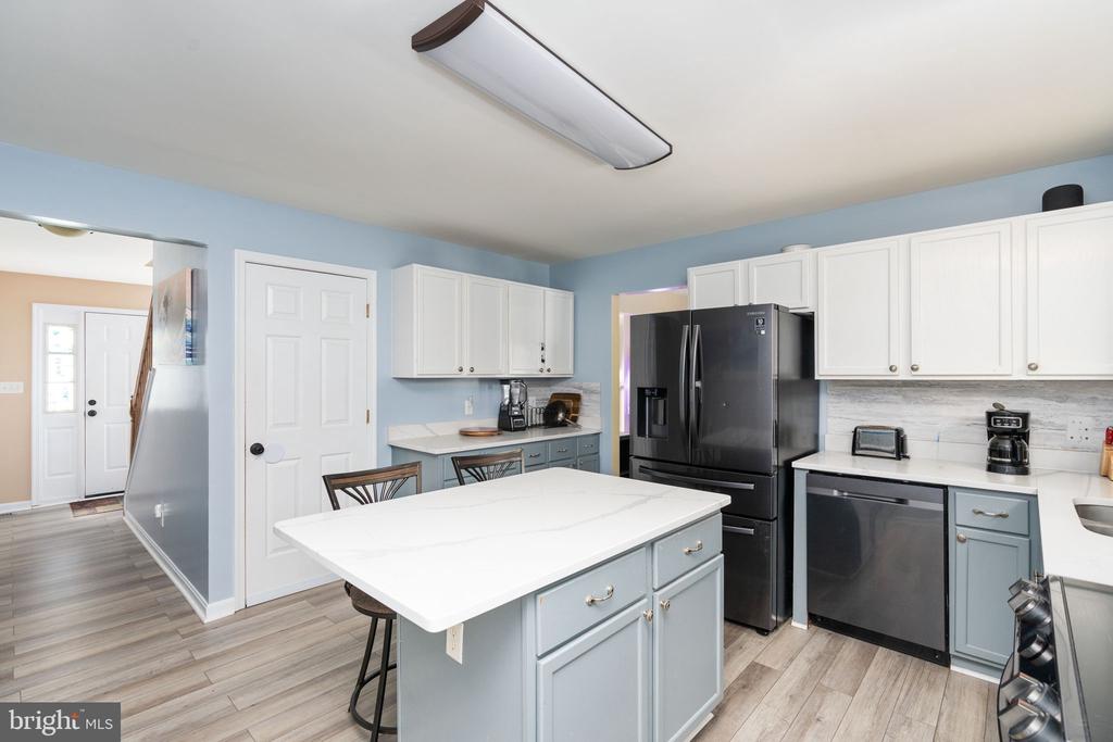12107 KNIGHT CT, FREDERICKSBURG, Virginia 22407, 3 Bedrooms Bedrooms, ,3 BathroomsBathrooms,Residential,12107 KNIGHT CT,VASP2032580 MLS # VASP2032580