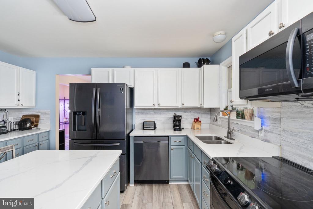 12107 KNIGHT CT, FREDERICKSBURG, Virginia 22407, 3 Bedrooms Bedrooms, ,3 BathroomsBathrooms,Residential,12107 KNIGHT CT,VASP2032580 MLS # VASP2032580
