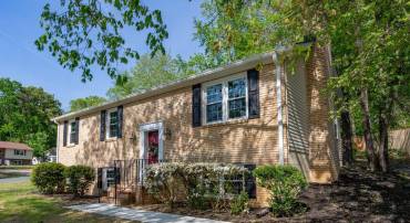 2008 STONEY CREEK DR, FREDERICKSBURG, Virginia 22407, 3 Bedrooms Bedrooms, ,2 BathroomsBathrooms,Residential,BREEZEWOOD,2008 STONEY CREEK DR,VASP2032642 MLS # VASP2032642