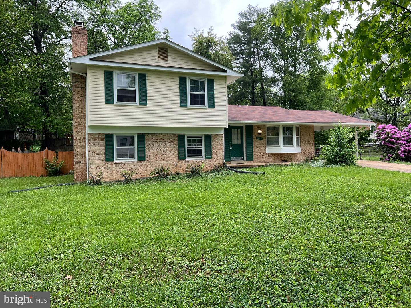 322 LEWIS ST NW, VIENNA, Virginia 22180, 4 Bedrooms Bedrooms, ,2 BathroomsBathrooms,Residential,For sale,322 LEWIS ST NW,VAFX2237184 MLS # VAFX2237184