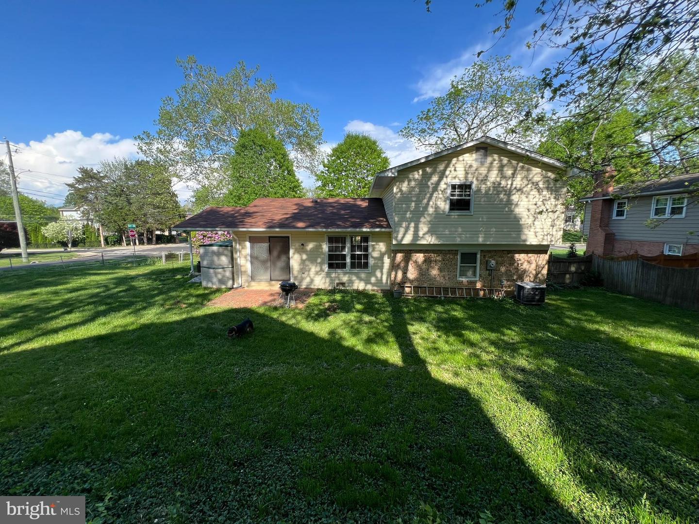 322 LEWIS ST NW, VIENNA, Virginia 22180, 4 Bedrooms Bedrooms, ,2 BathroomsBathrooms,Residential,For sale,322 LEWIS ST NW,VAFX2237184 MLS # VAFX2237184