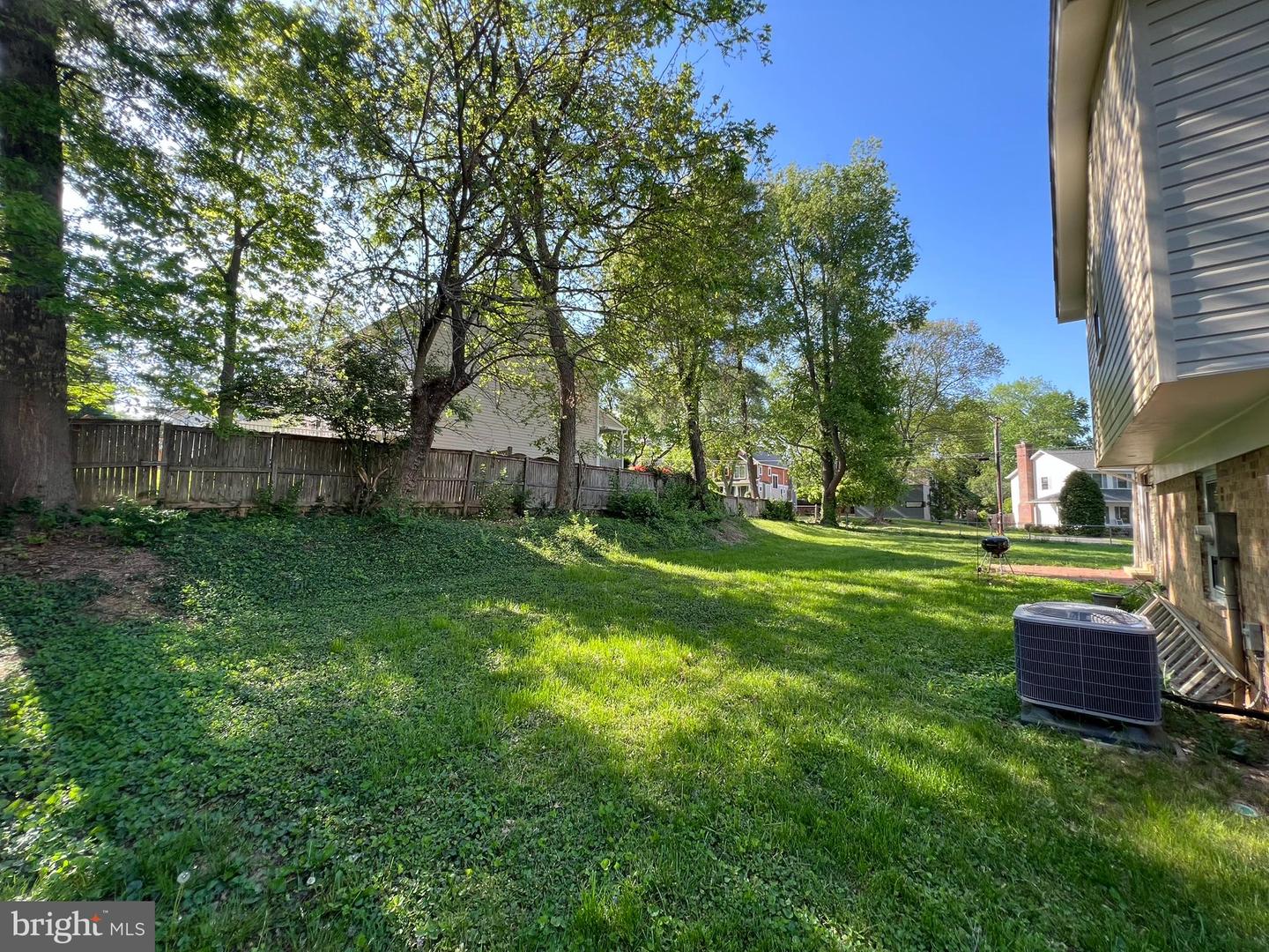 322 LEWIS ST NW, VIENNA, Virginia 22180, 4 Bedrooms Bedrooms, ,2 BathroomsBathrooms,Residential,For sale,322 LEWIS ST NW,VAFX2237184 MLS # VAFX2237184