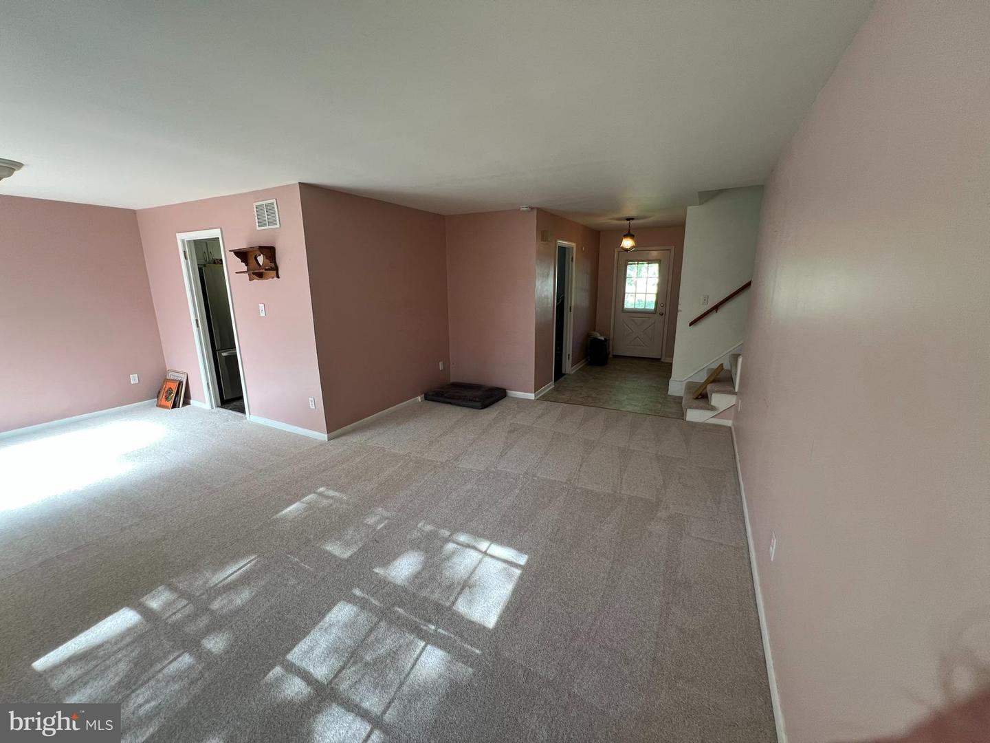 322 LEWIS ST NW, VIENNA, Virginia 22180, 4 Bedrooms Bedrooms, ,2 BathroomsBathrooms,Residential,For sale,322 LEWIS ST NW,VAFX2237184 MLS # VAFX2237184