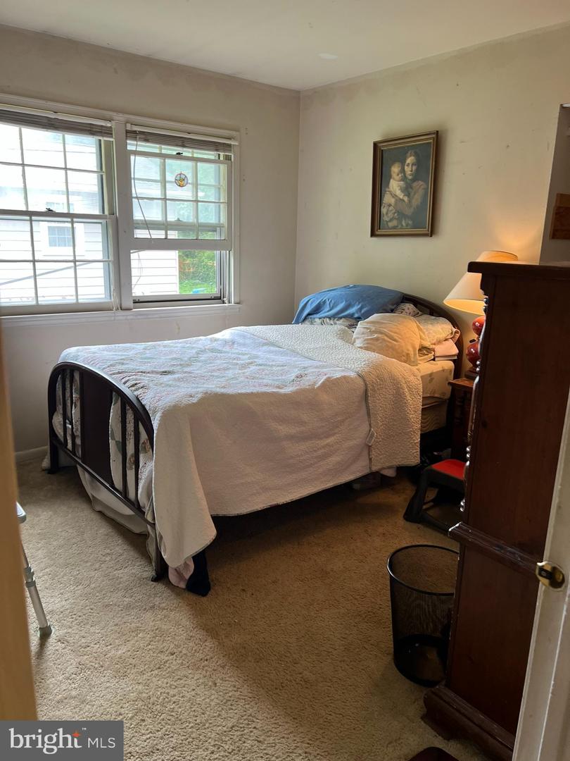 322 LEWIS ST NW, VIENNA, Virginia 22180, 4 Bedrooms Bedrooms, ,2 BathroomsBathrooms,Residential,For sale,322 LEWIS ST NW,VAFX2237184 MLS # VAFX2237184