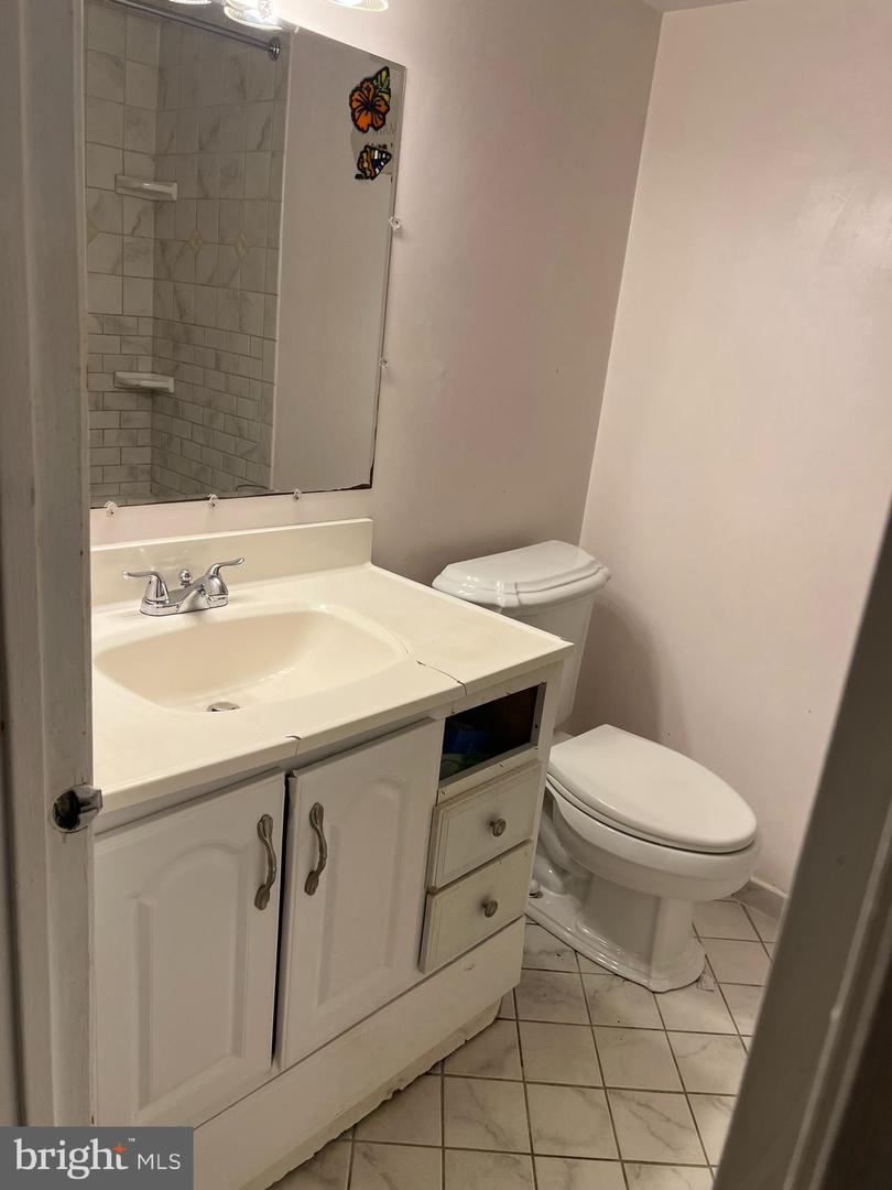 322 LEWIS ST NW, VIENNA, Virginia 22180, 4 Bedrooms Bedrooms, ,2 BathroomsBathrooms,Residential,For sale,322 LEWIS ST NW,VAFX2237184 MLS # VAFX2237184