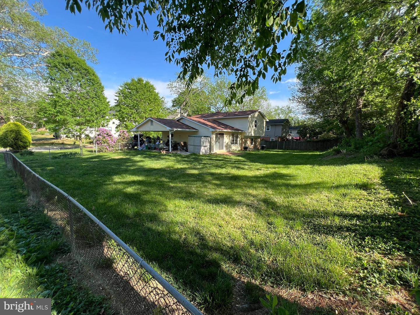 322 LEWIS ST NW, VIENNA, Virginia 22180, 4 Bedrooms Bedrooms, ,2 BathroomsBathrooms,Residential,For sale,322 LEWIS ST NW,VAFX2237184 MLS # VAFX2237184