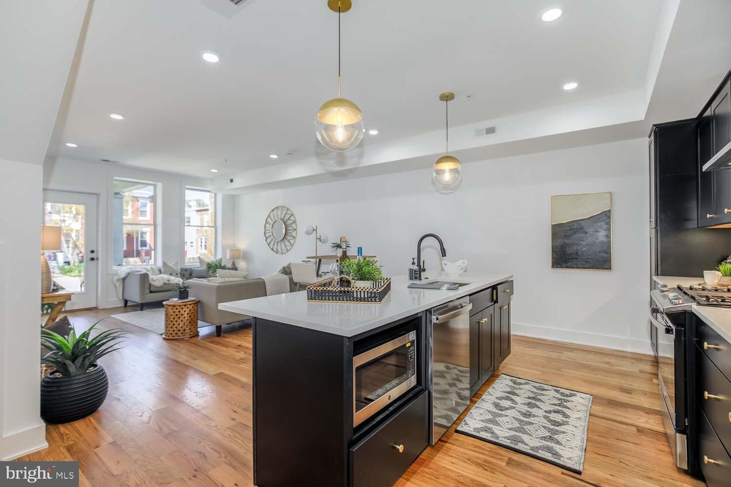 426 MANOR PL NW #2, WASHINGTON, District Of Columbia 20010, 2 Bedrooms Bedrooms, ,2 BathroomsBathrooms,Residential,For sale,426 MANOR PL NW #2,DCDC2197998 MLS # DCDC2197998