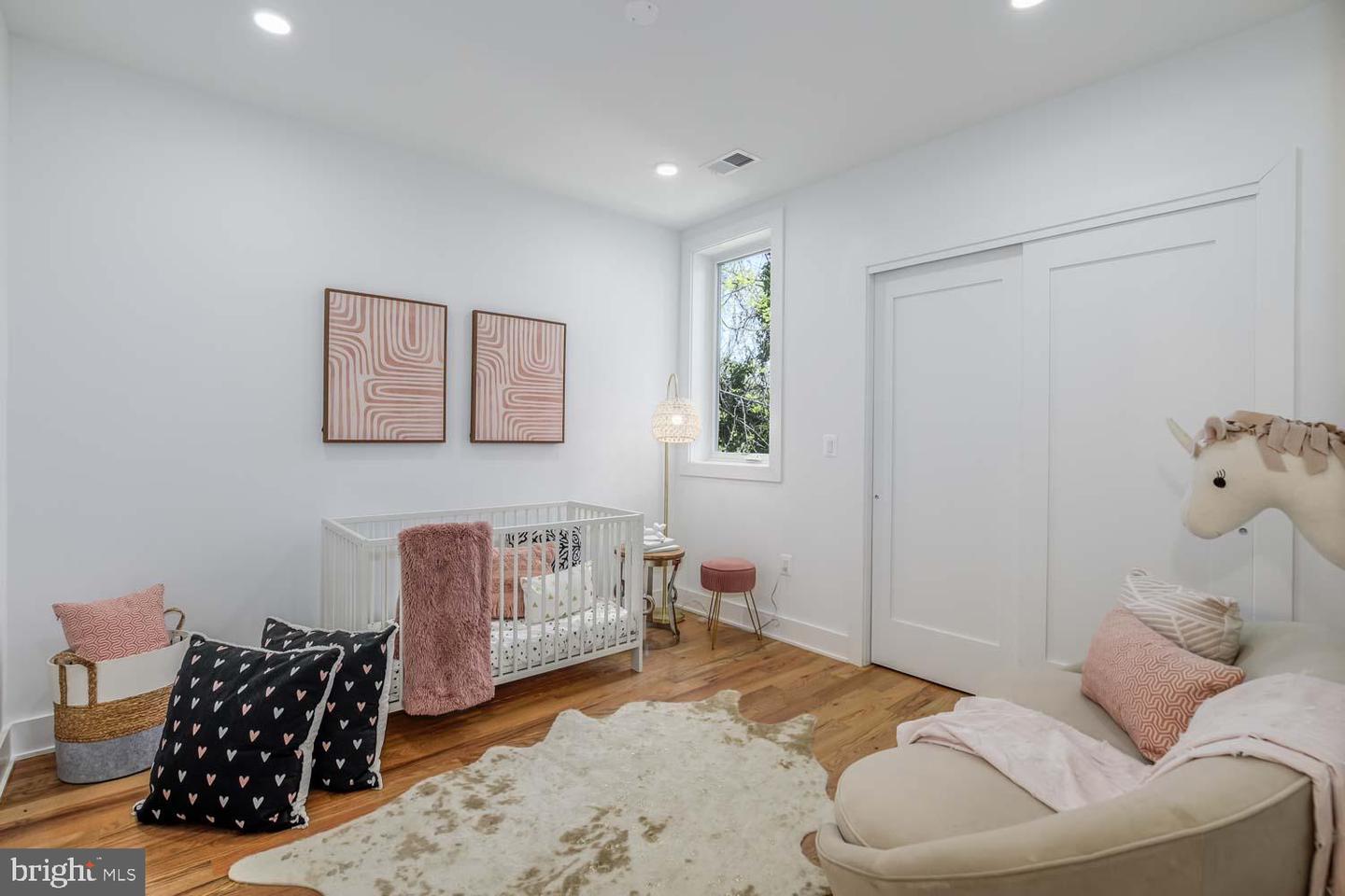 426 MANOR PL NW #2, WASHINGTON, District Of Columbia 20010, 2 Bedrooms Bedrooms, ,2 BathroomsBathrooms,Residential,For sale,426 MANOR PL NW #2,DCDC2197998 MLS # DCDC2197998