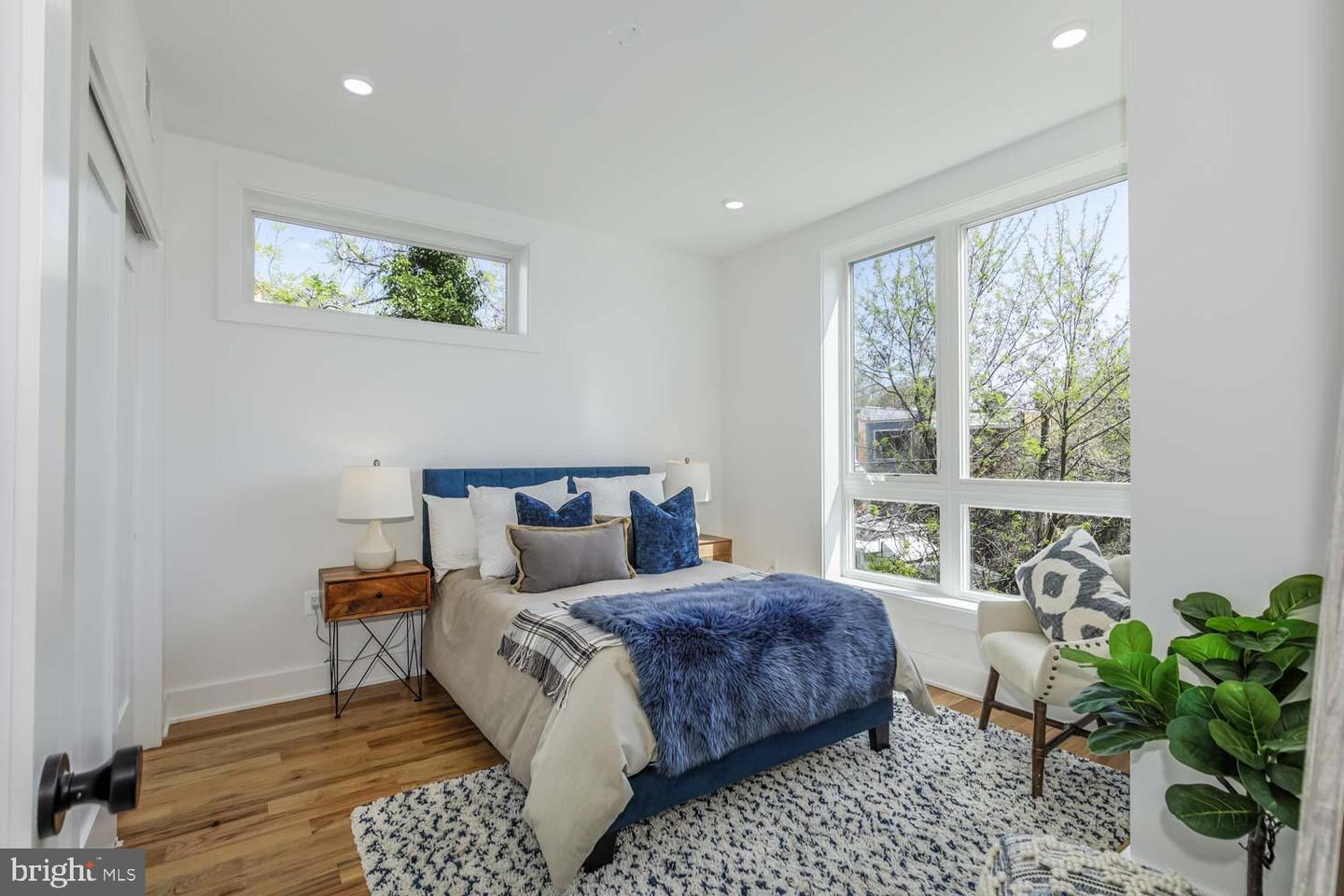 426 MANOR PL NW #2, WASHINGTON, District Of Columbia 20010, 2 Bedrooms Bedrooms, ,2 BathroomsBathrooms,Residential,For sale,426 MANOR PL NW #2,DCDC2197998 MLS # DCDC2197998