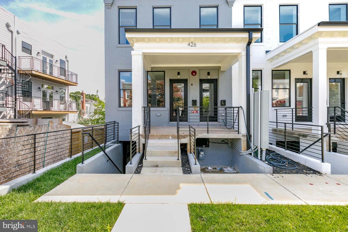 426 MANOR PL NW #2, WASHINGTON, District Of Columbia 20010, 2 Bedrooms Bedrooms, ,2 BathroomsBathrooms,Residential,For sale,426 MANOR PL NW #2,DCDC2197998 MLS # DCDC2197998