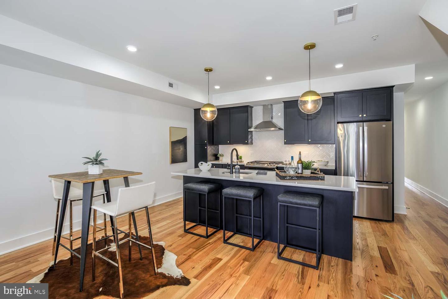 426 MANOR PL NW #2, WASHINGTON, District Of Columbia 20010, 2 Bedrooms Bedrooms, ,2 BathroomsBathrooms,Residential,For sale,426 MANOR PL NW #2,DCDC2197998 MLS # DCDC2197998