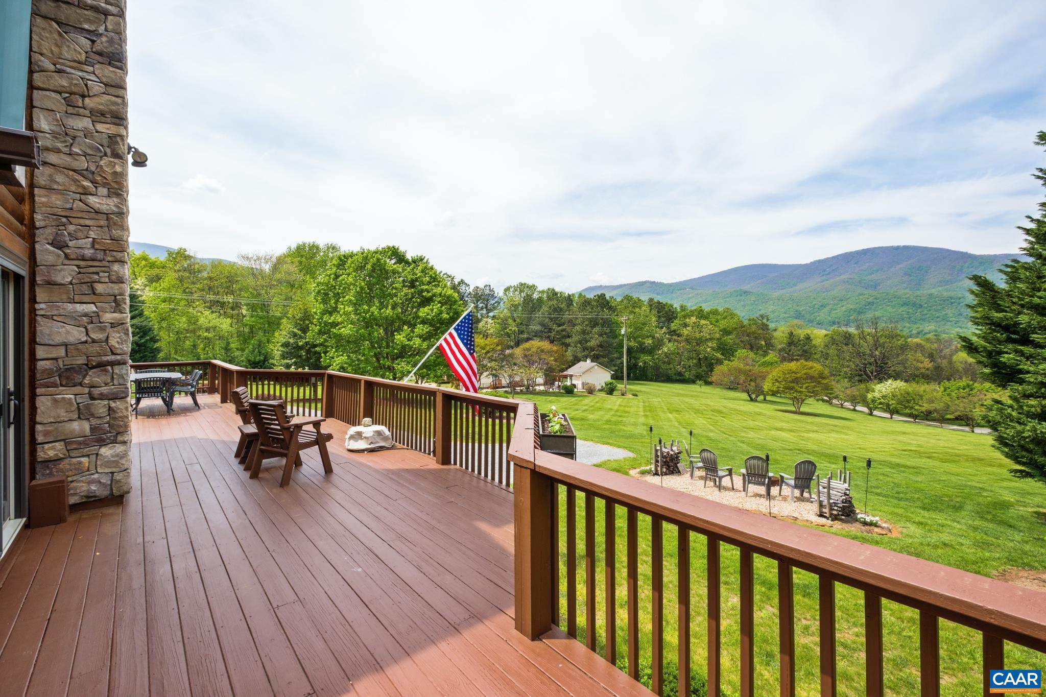 6 OLD ORCHARD LN, ROSELAND, Virginia 22967, 3 Bedrooms Bedrooms, ,3 BathroomsBathrooms,Residential,6 OLD ORCHARD LN,664064 MLS # 664064