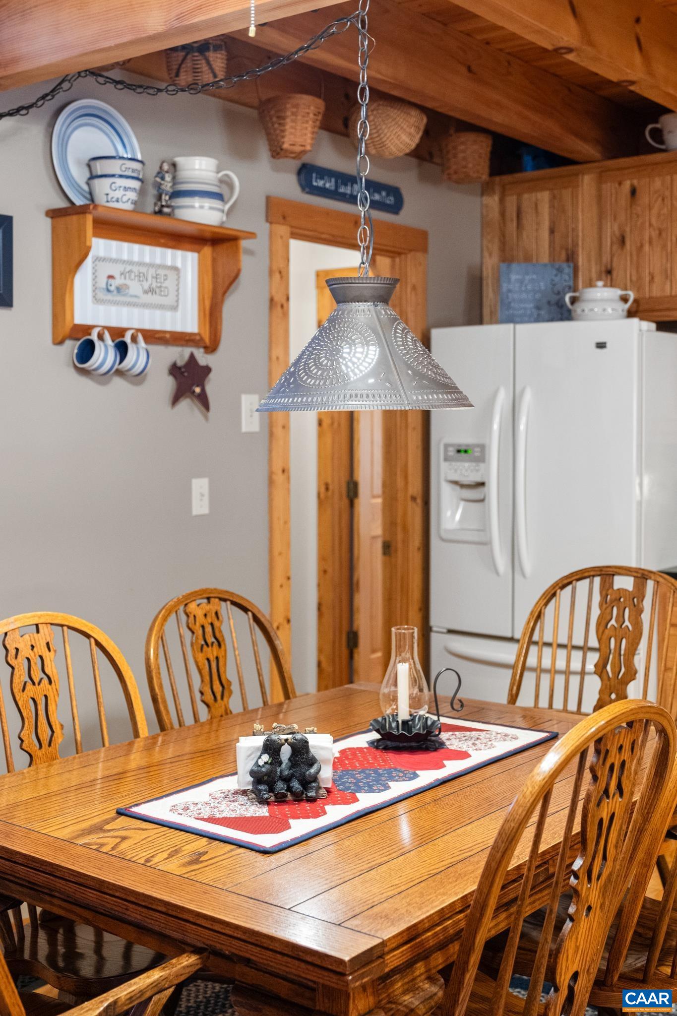 6 OLD ORCHARD LN, ROSELAND, Virginia 22967, 3 Bedrooms Bedrooms, ,3 BathroomsBathrooms,Residential,6 OLD ORCHARD LN,664064 MLS # 664064
