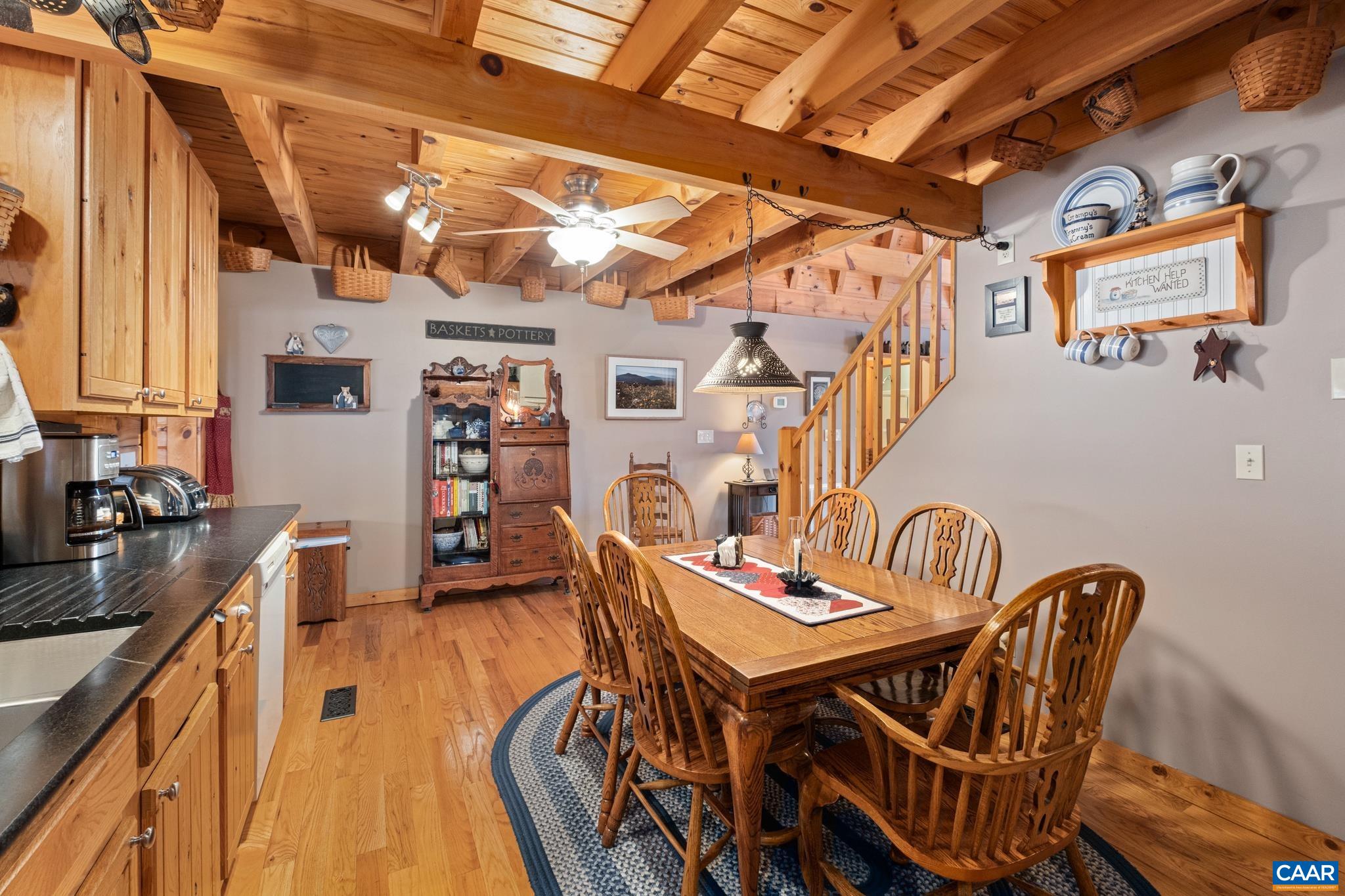 6 OLD ORCHARD LN, ROSELAND, Virginia 22967, 3 Bedrooms Bedrooms, ,3 BathroomsBathrooms,Residential,6 OLD ORCHARD LN,664064 MLS # 664064