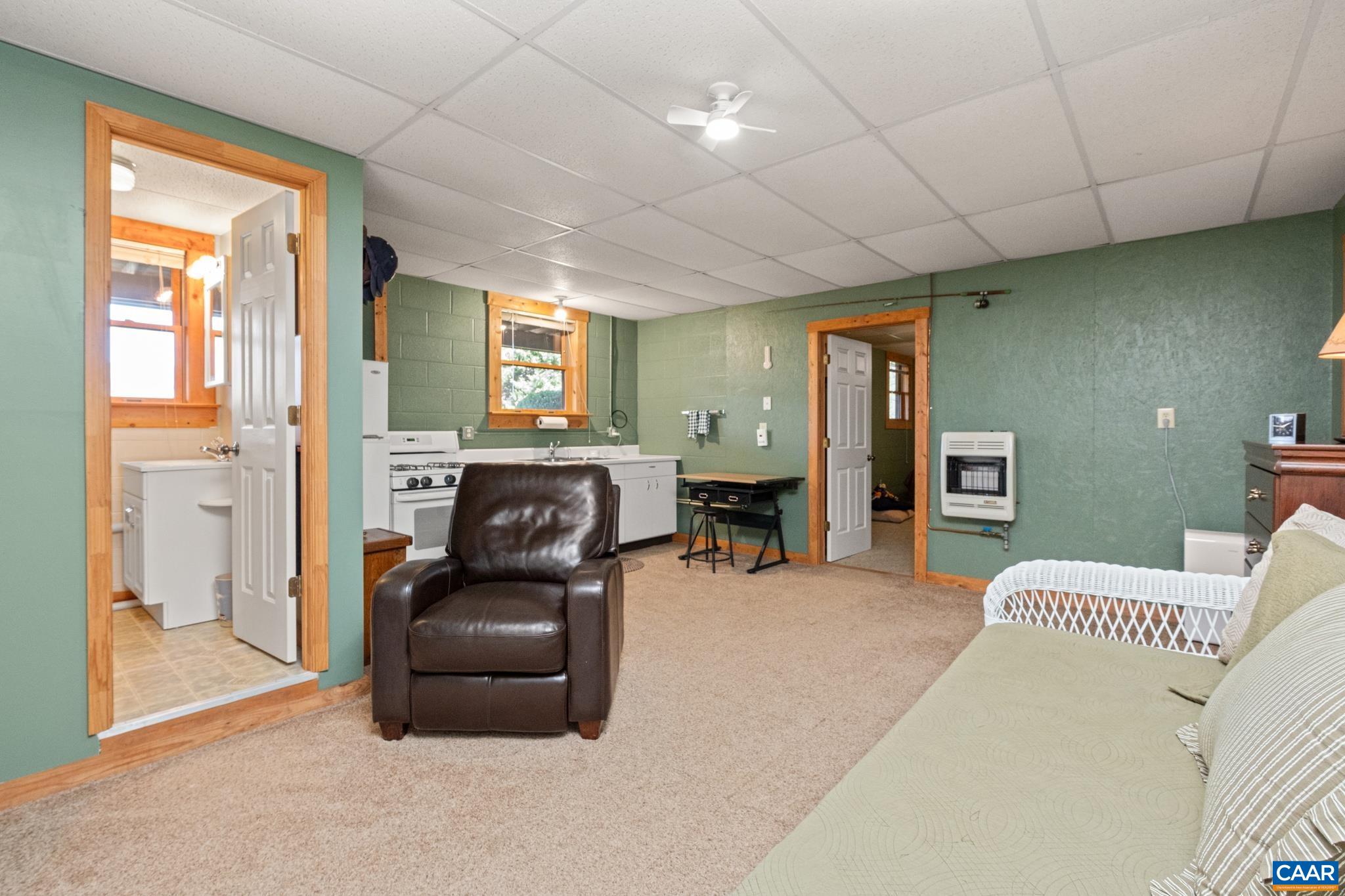 6 OLD ORCHARD LN, ROSELAND, Virginia 22967, 3 Bedrooms Bedrooms, ,3 BathroomsBathrooms,Residential,6 OLD ORCHARD LN,664064 MLS # 664064