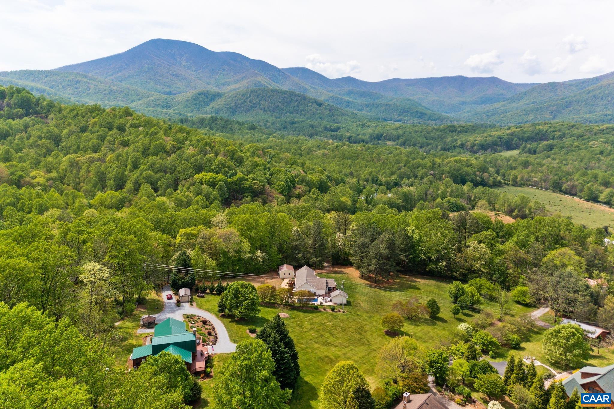 6 OLD ORCHARD LN, ROSELAND, Virginia 22967, 3 Bedrooms Bedrooms, ,3 BathroomsBathrooms,Residential,6 OLD ORCHARD LN,664064 MLS # 664064