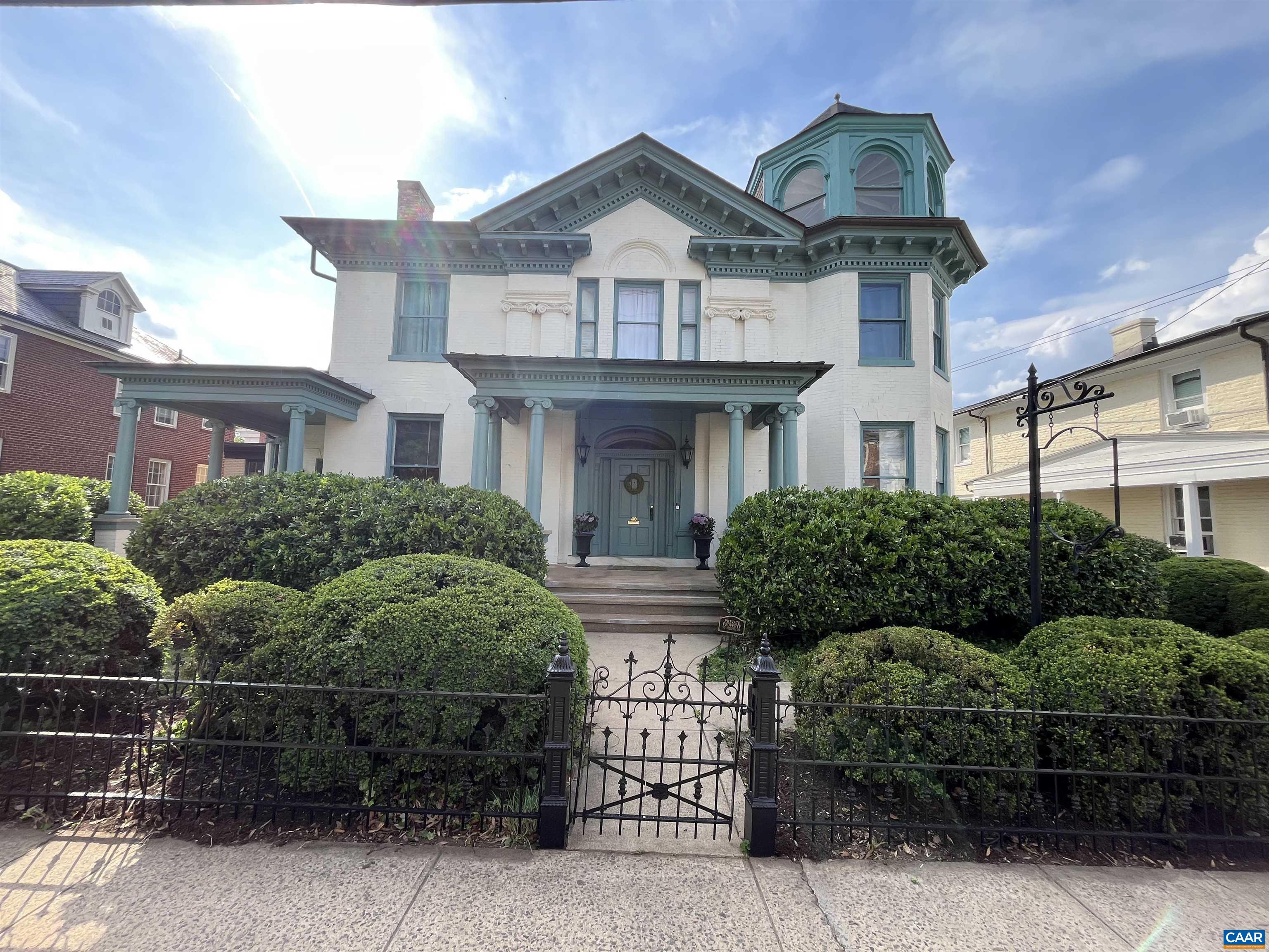 409 PARK ST, CHARLOTTESVILLE, Virginia 22902, 5 Bedrooms Bedrooms, ,4 BathroomsBathrooms,Residential,409 PARK ST,664074 MLS # 664074