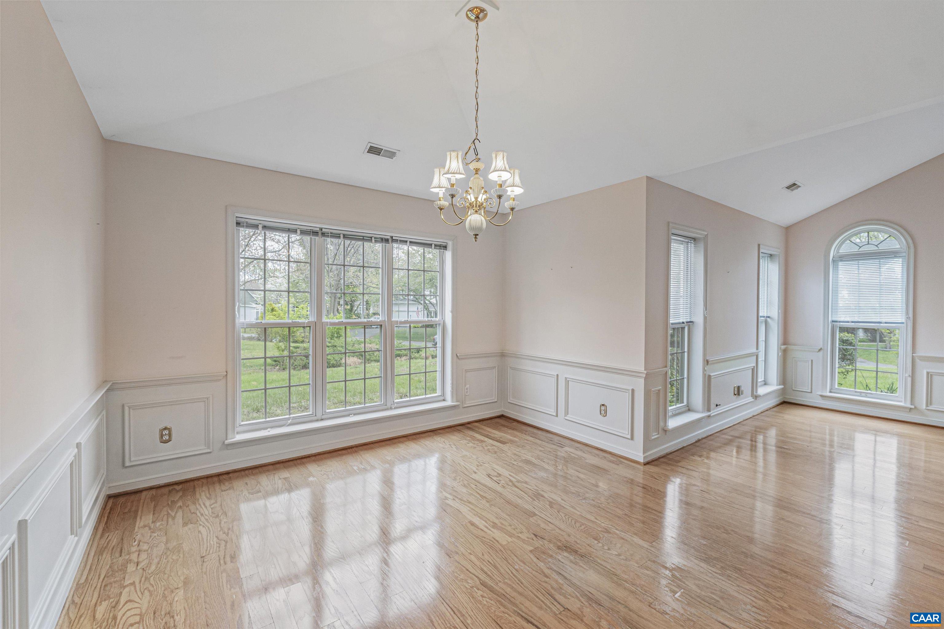 1054 AUTUMN HILL CT, CROZET, Virginia 22932, 3 Bedrooms Bedrooms, ,2 BathroomsBathrooms,Residential,1054 AUTUMN HILL CT,663211 MLS # 663211