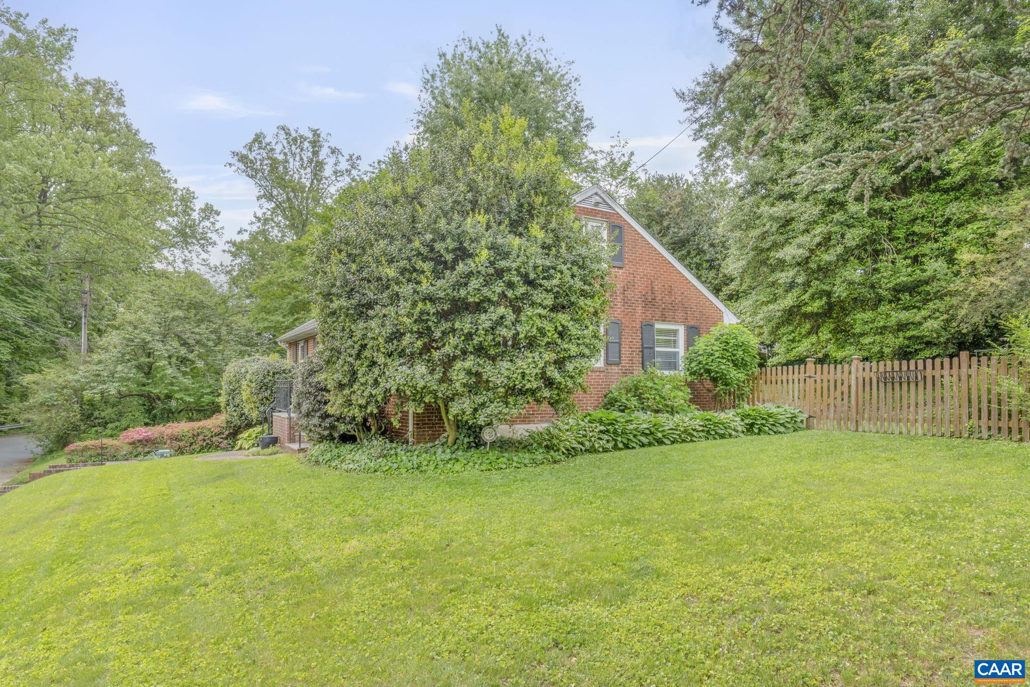 1221 GREENWAY RD, CHARLOTTESVILLE, Virginia 22903, 3 Bedrooms Bedrooms, ,2 BathroomsBathrooms,Residential,1221 GREENWAY RD,664201 MLS # 664201