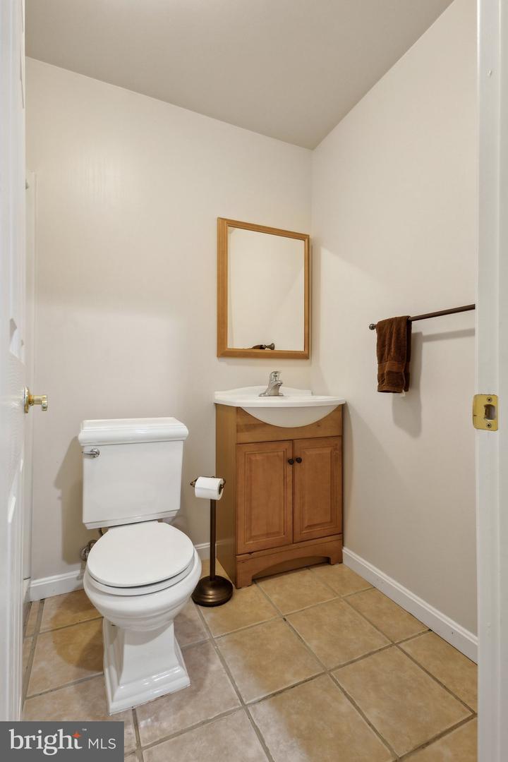 18148 JENNIFER WAY, JEFFERSONTON, Virginia 22724, 4 Bedrooms Bedrooms, ,4 BathroomsBathrooms,Residential,For sale,18148 JENNIFER WAY,VACU2010424 MLS # VACU2010424