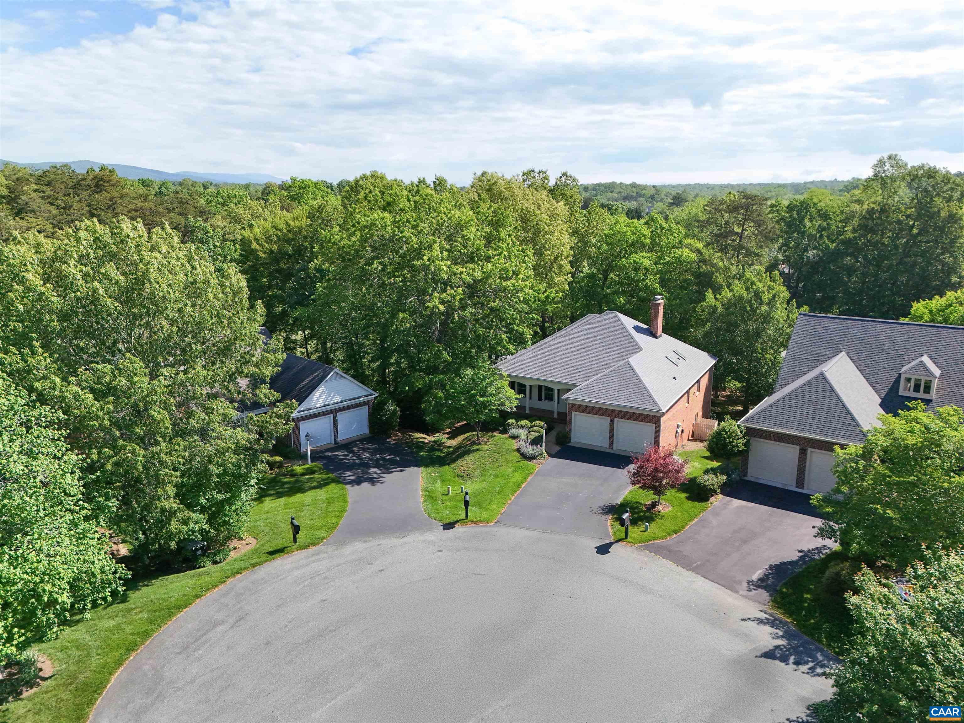 3406 PIPERFIFE CT, KESWICK, Virginia 22947, 4 Bedrooms Bedrooms, ,4 BathroomsBathrooms,Residential,3406 PIPERFIFE CT,664299 MLS # 664299