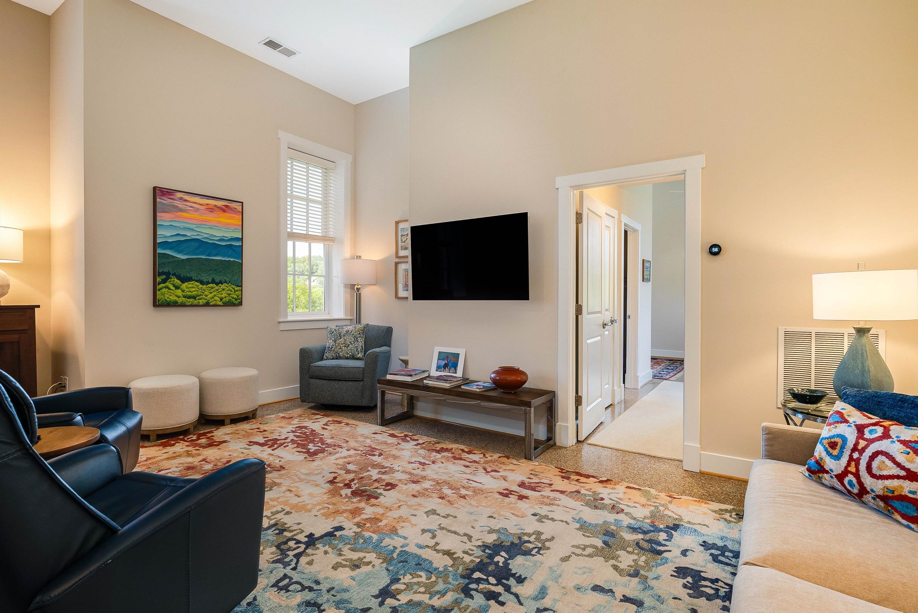 101 W VILLAGE DR, STAUNTON, Virginia 24401, 2 Bedrooms Bedrooms, ,2 BathroomsBathrooms,Residential,101 W VILLAGE DR,664300 MLS # 664300