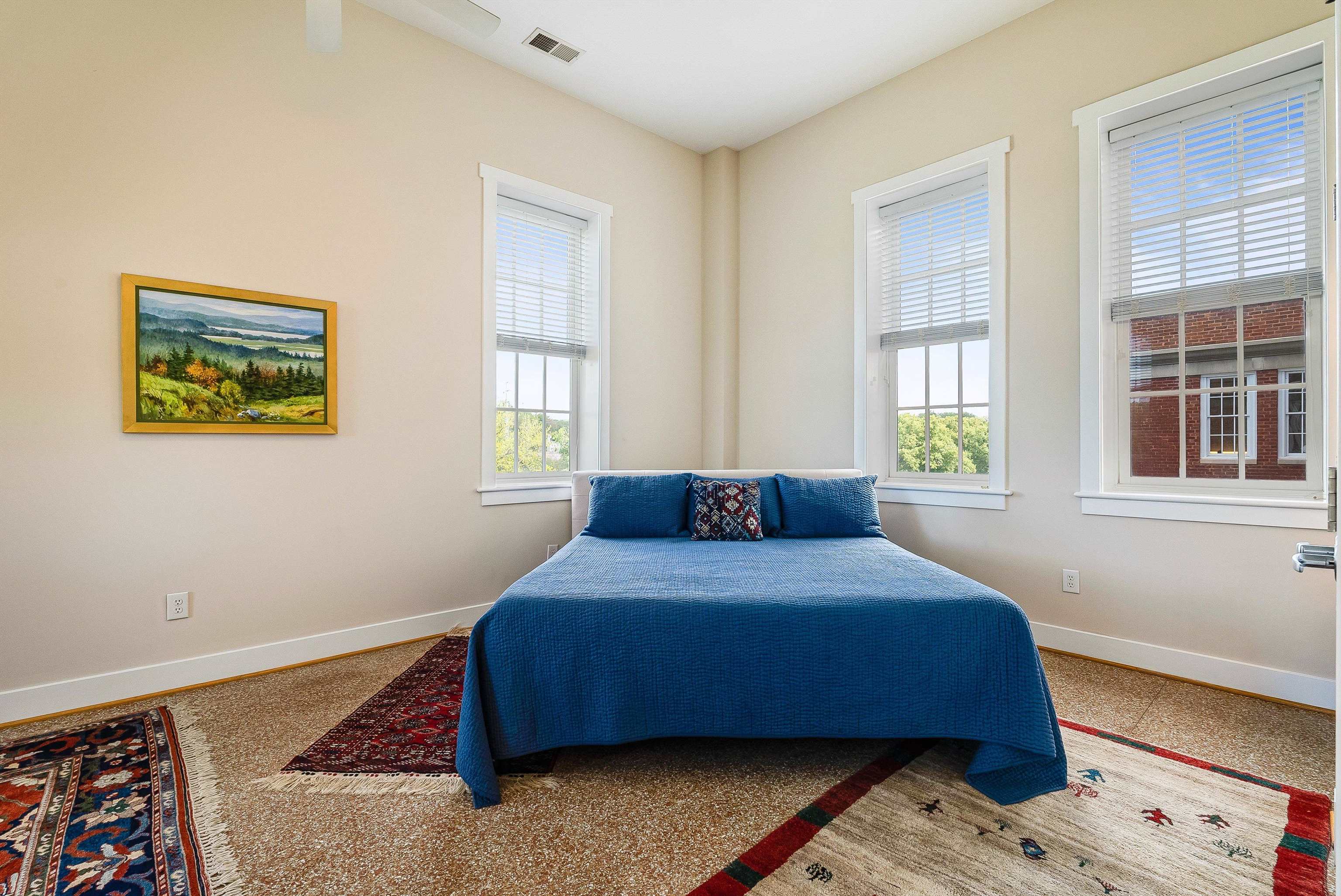 101 W VILLAGE DR, STAUNTON, Virginia 24401, 2 Bedrooms Bedrooms, ,2 BathroomsBathrooms,Residential,101 W VILLAGE DR,664300 MLS # 664300