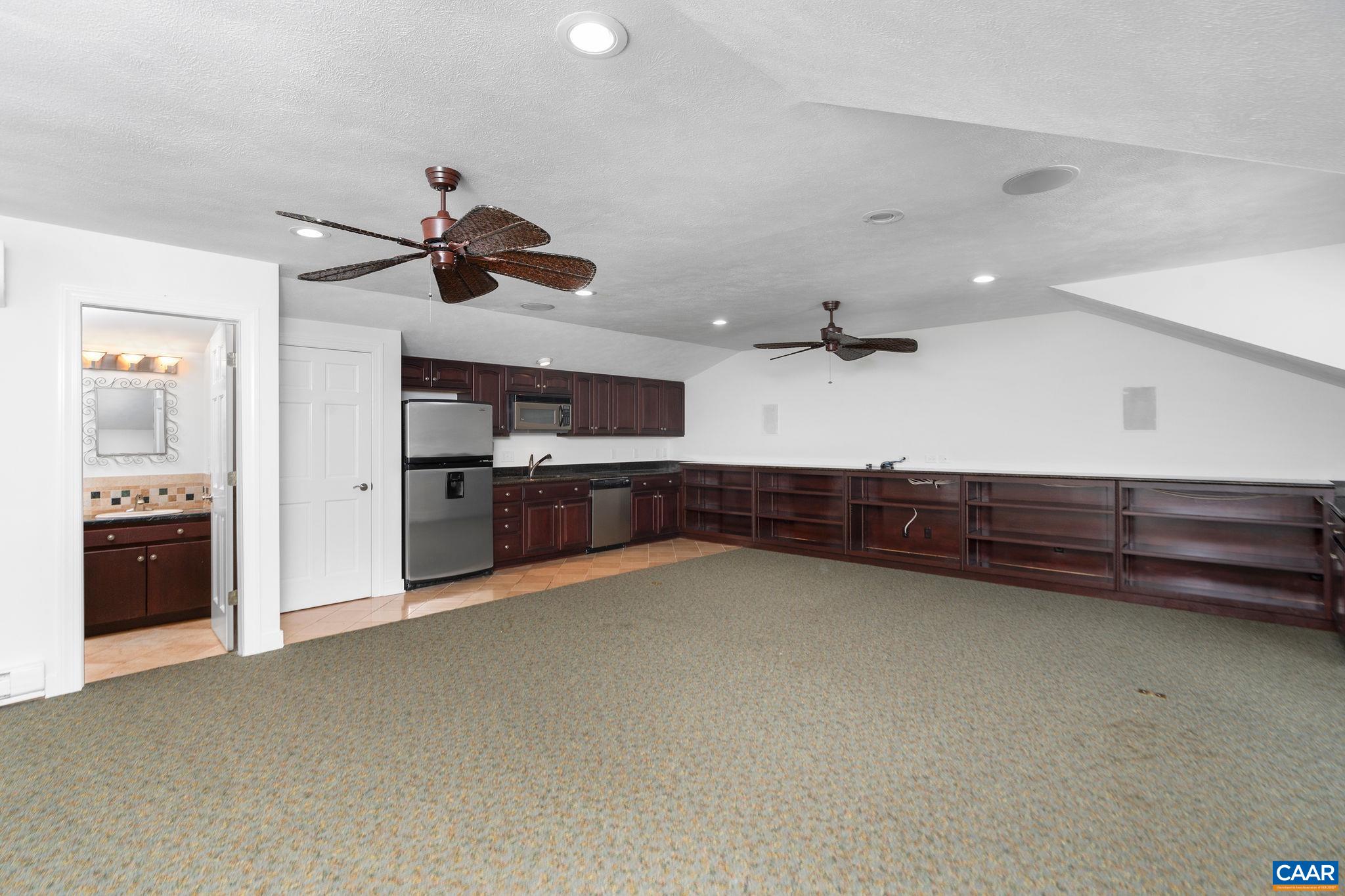 1618 WESTWOOD RD, CHARLOTTESVILLE, Virginia 22903, 4 Bedrooms Bedrooms, ,5 BathroomsBathrooms,Residential,1618 WESTWOOD RD,664301 MLS # 664301