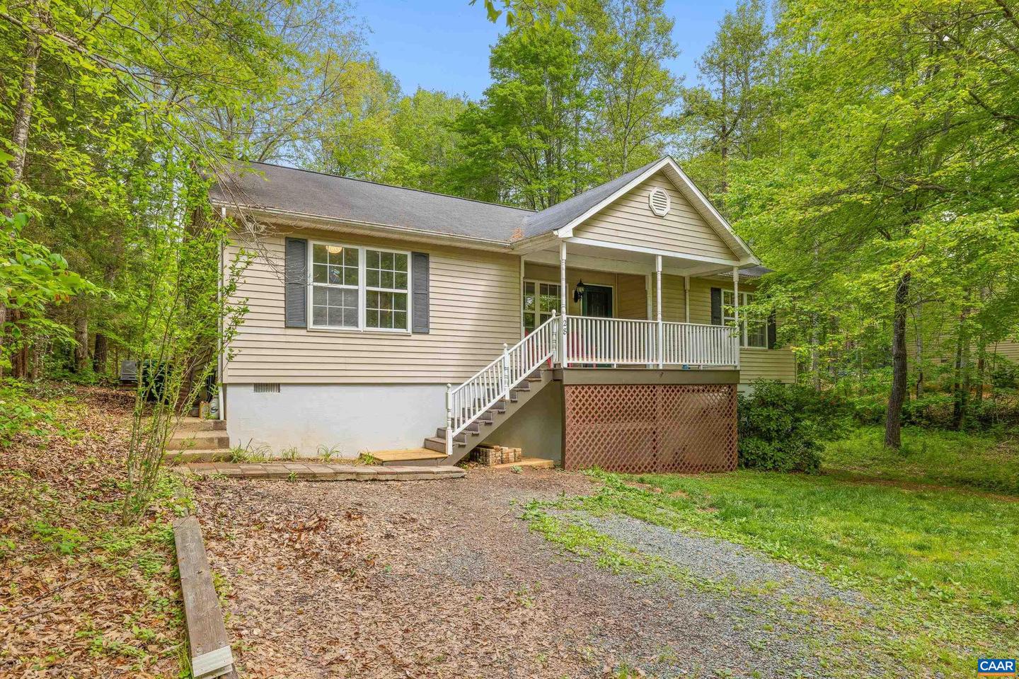 28 BEGUM RD, PALMYRA, Virginia 22963, 3 Bedrooms Bedrooms, ,2 BathroomsBathrooms,Residential,For sale,28 BEGUM RD,663931 MLS # 663931