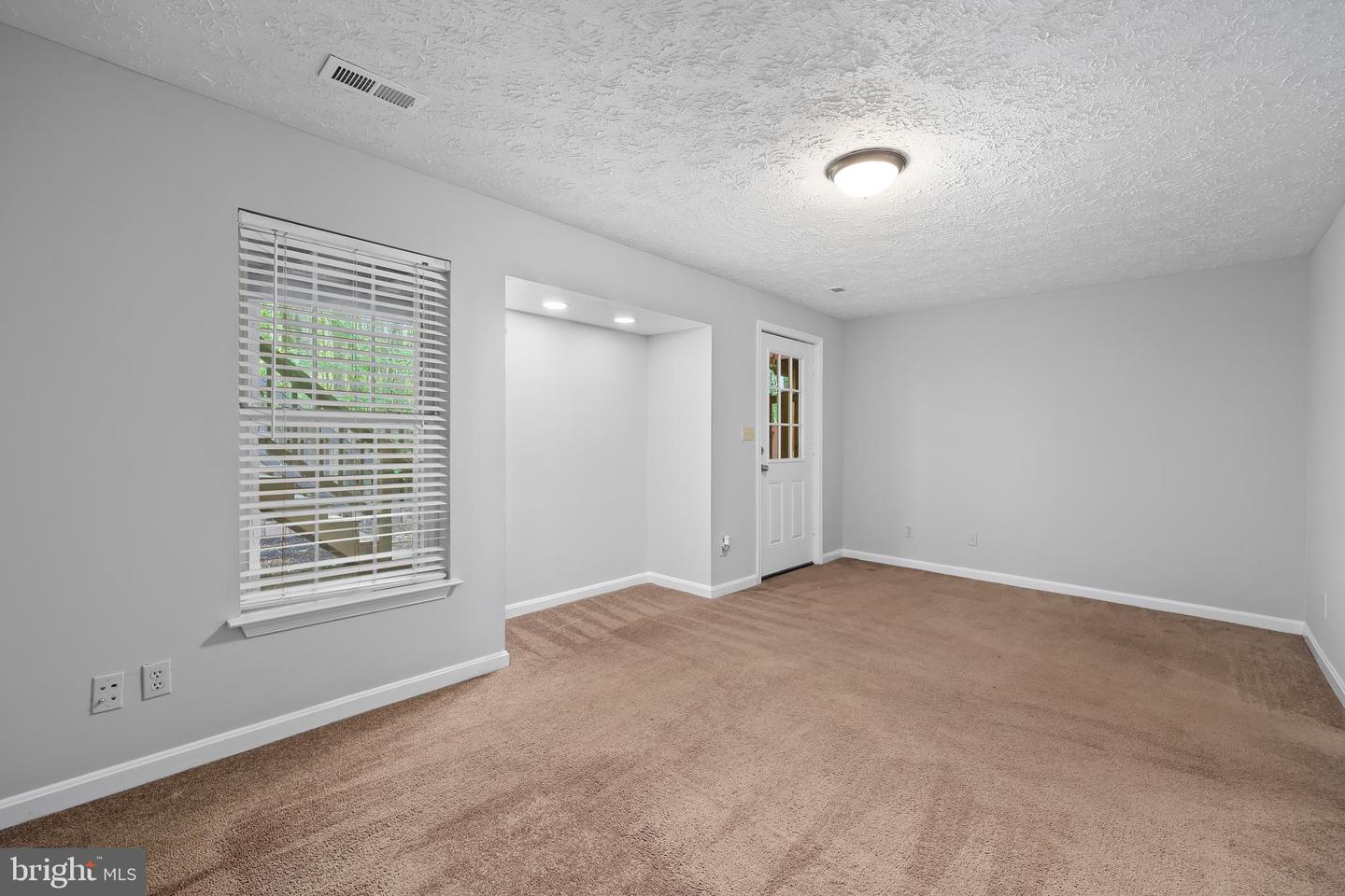 205 STAFFORD MEWS LN, STAFFORD, Virginia 22556, 3 Bedrooms Bedrooms, ,3 BathroomsBathrooms,Residential,For sale,205 STAFFORD MEWS LN,VAST2038400 MLS # VAST2038400