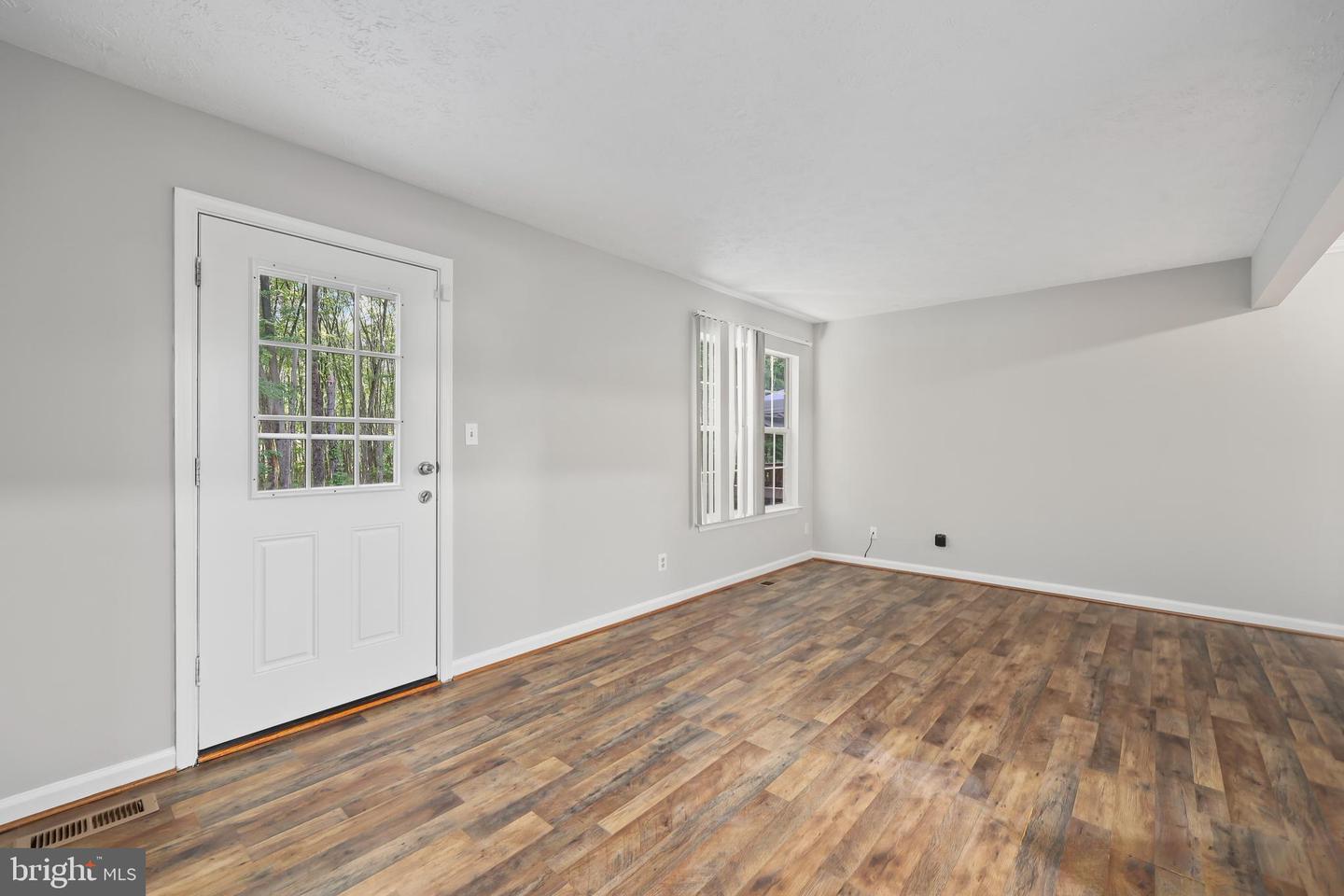 205 STAFFORD MEWS LN, STAFFORD, Virginia 22556, 3 Bedrooms Bedrooms, ,3 BathroomsBathrooms,Residential,For sale,205 STAFFORD MEWS LN,VAST2038400 MLS # VAST2038400