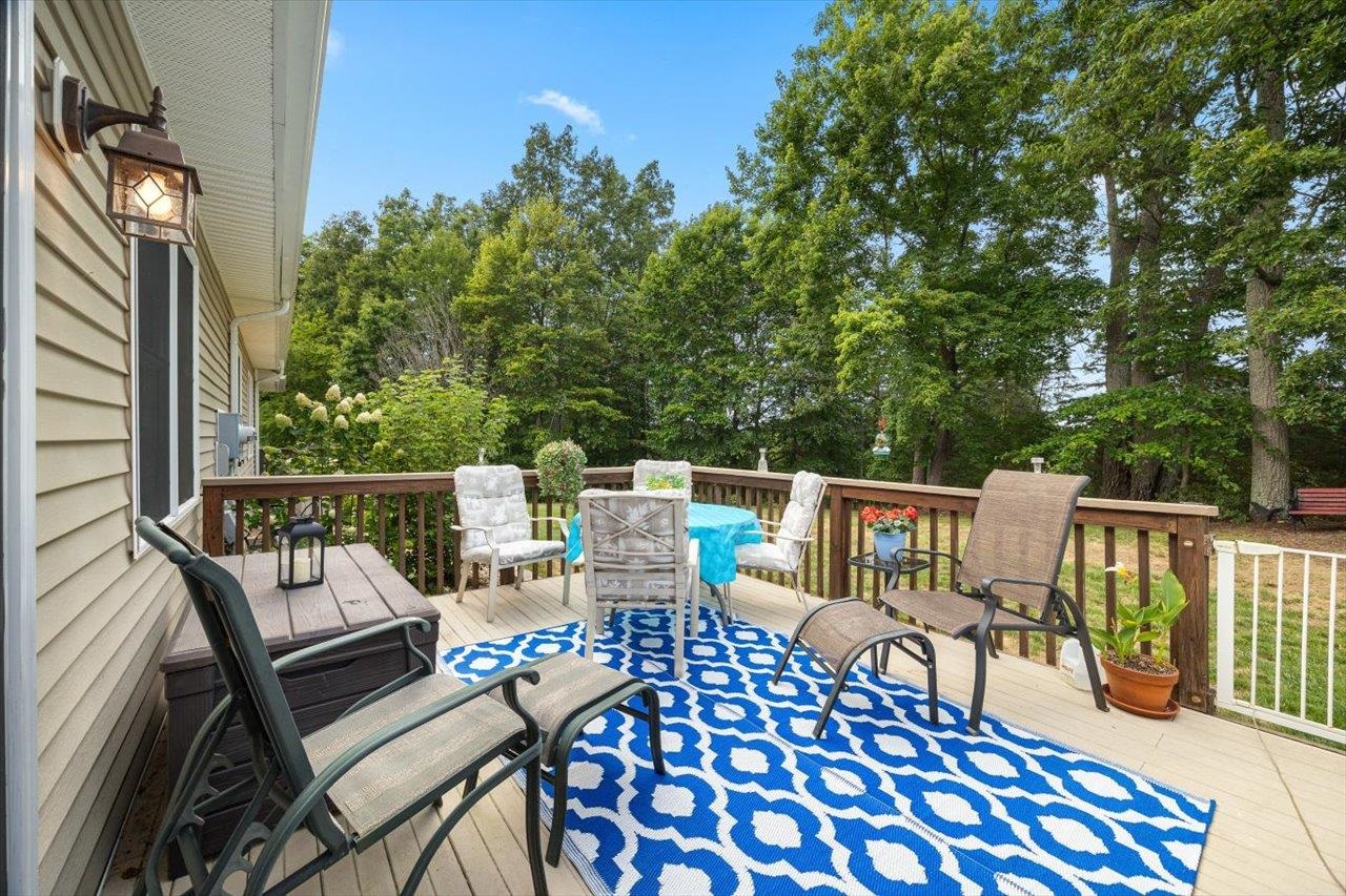 35 HICKORY NUT LN, STAUNTON, Virginia 24401, 3 Bedrooms Bedrooms, ,2 BathroomsBathrooms,Residential,35 HICKORY NUT LN,664308 MLS # 664308