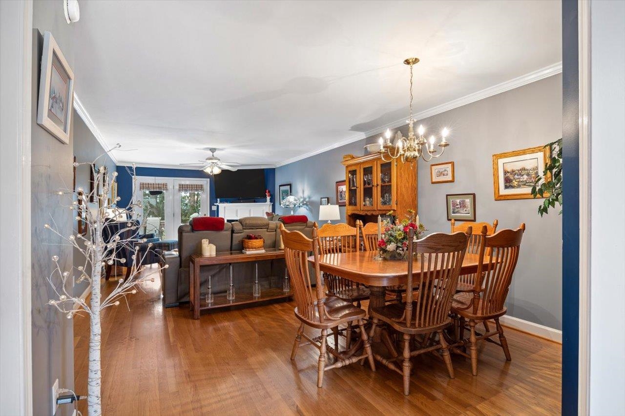 35 HICKORY NUT LN, STAUNTON, Virginia 24401, 3 Bedrooms Bedrooms, ,2 BathroomsBathrooms,Residential,35 HICKORY NUT LN,664308 MLS # 664308