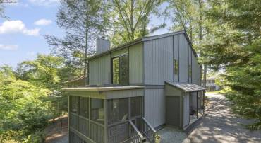 707 WILDER DR, CHARLOTTESVILLE, Virginia 22901, 3 Bedrooms Bedrooms, ,2 BathroomsBathrooms,Residential,707 WILDER DR,664313 MLS # 664313
