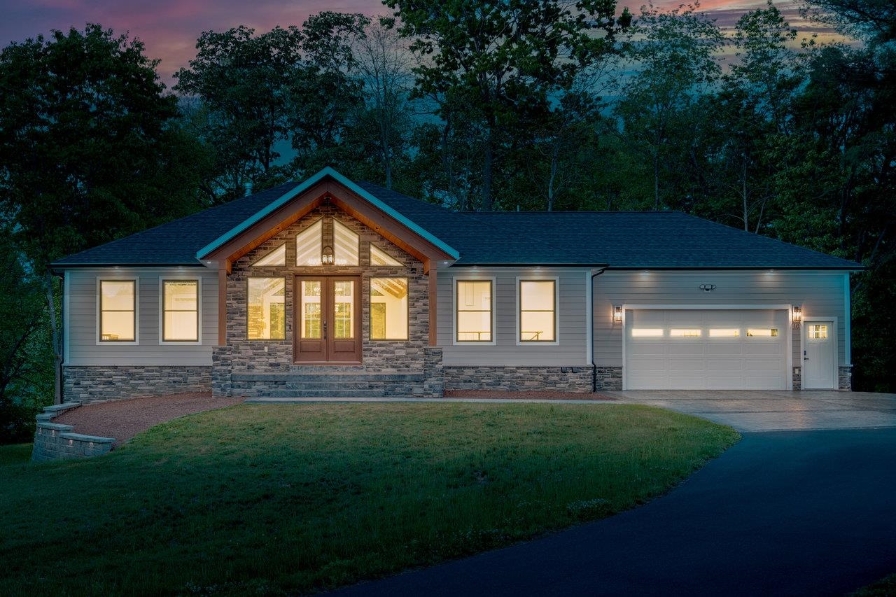 10 SAMUEL BEARS RD, WEYERS CAVE, Virginia 24486, 6 Bedrooms Bedrooms, ,4 BathroomsBathrooms,Residential,10 SAMUEL BEARS RD,664316 MLS # 664316