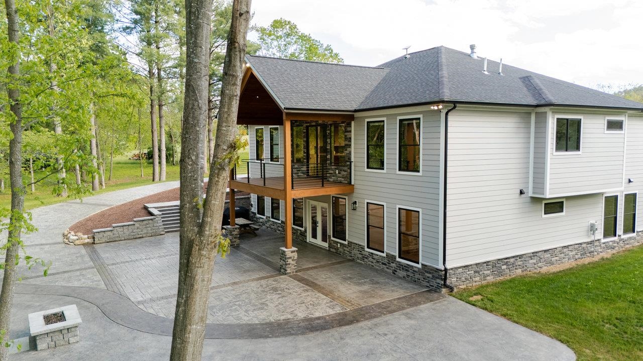 10 SAMUEL BEARS RD, WEYERS CAVE, Virginia 24486, 6 Bedrooms Bedrooms, ,4 BathroomsBathrooms,Residential,10 SAMUEL BEARS RD,664316 MLS # 664316