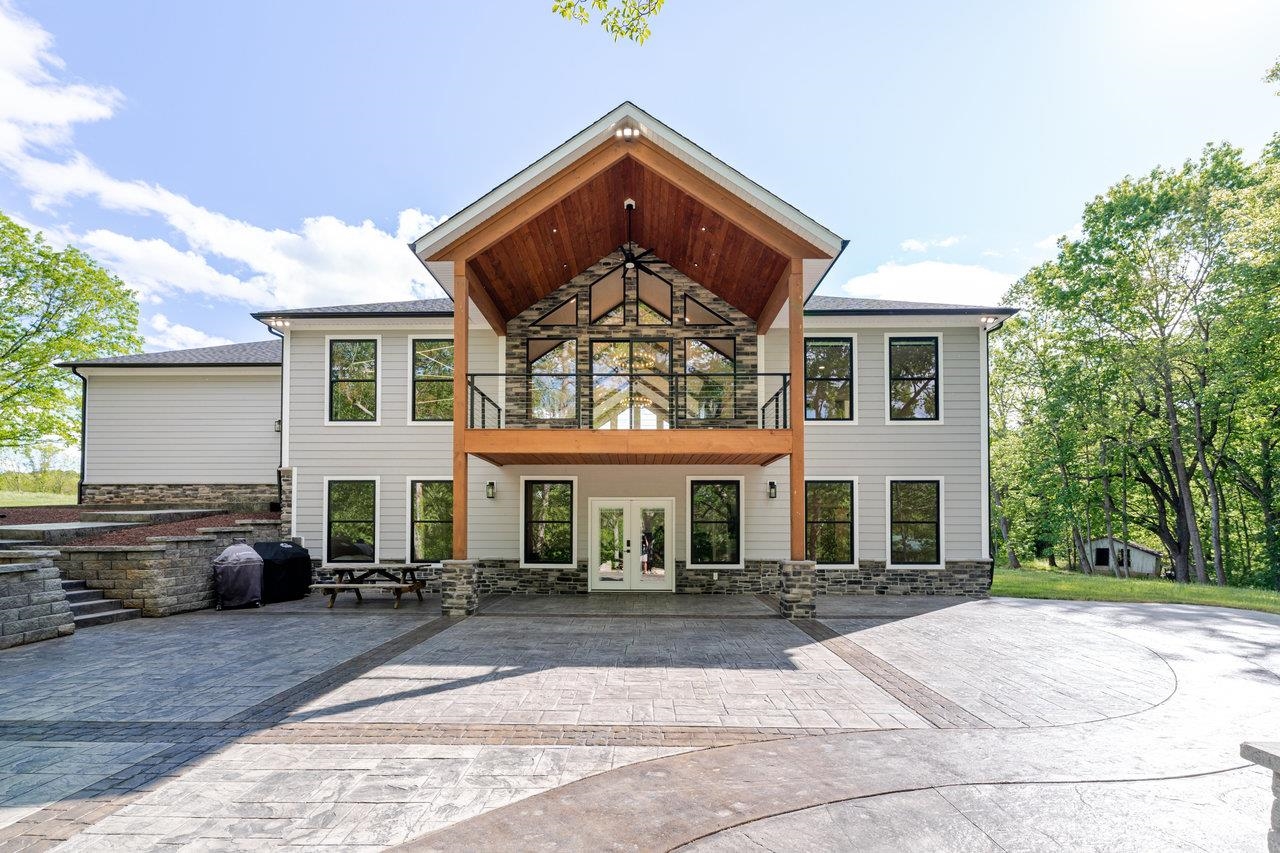 10 SAMUEL BEARS RD, WEYERS CAVE, Virginia 24486, 6 Bedrooms Bedrooms, ,4 BathroomsBathrooms,Residential,10 SAMUEL BEARS RD,664316 MLS # 664316