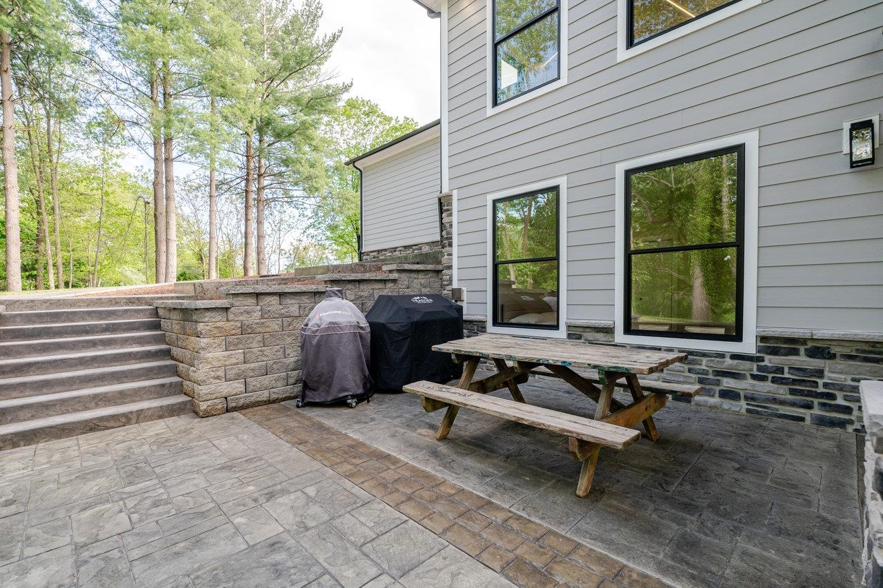 10 SAMUEL BEARS RD, WEYERS CAVE, Virginia 24486, 6 Bedrooms Bedrooms, ,4 BathroomsBathrooms,Residential,10 SAMUEL BEARS RD,664316 MLS # 664316