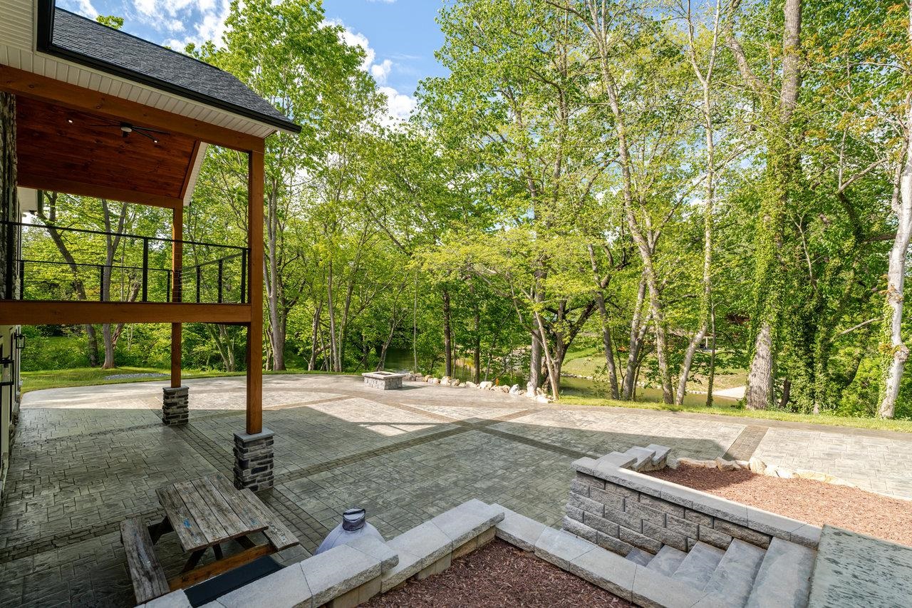 10 SAMUEL BEARS RD, WEYERS CAVE, Virginia 24486, 6 Bedrooms Bedrooms, ,4 BathroomsBathrooms,Residential,10 SAMUEL BEARS RD,664316 MLS # 664316