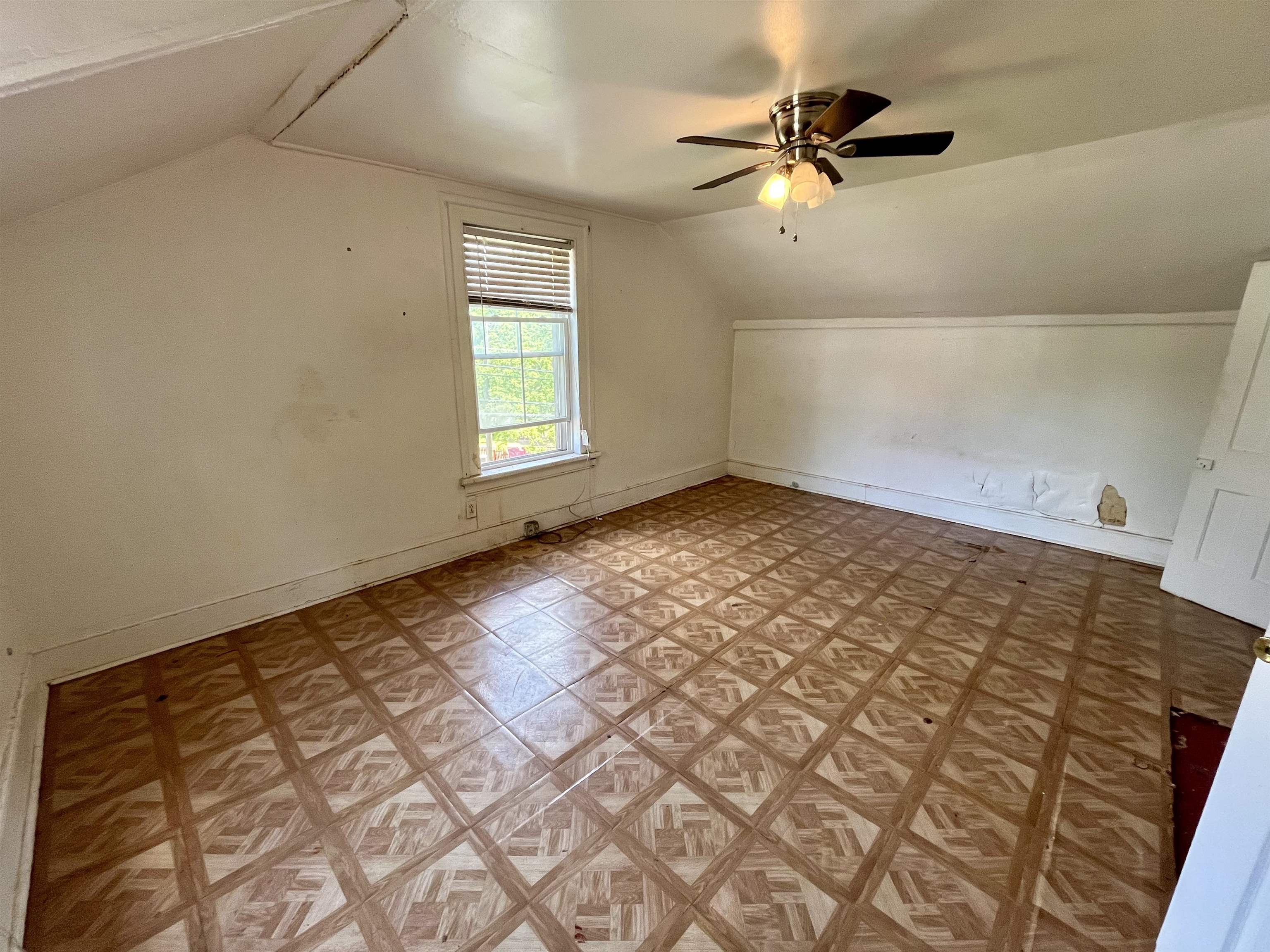 500 RIDGE ST, CHARLOTTESVILLE, Virginia 22902, 5 Bedrooms Bedrooms, ,3 BathroomsBathrooms,Residential,500 RIDGE ST,664321 MLS # 664321