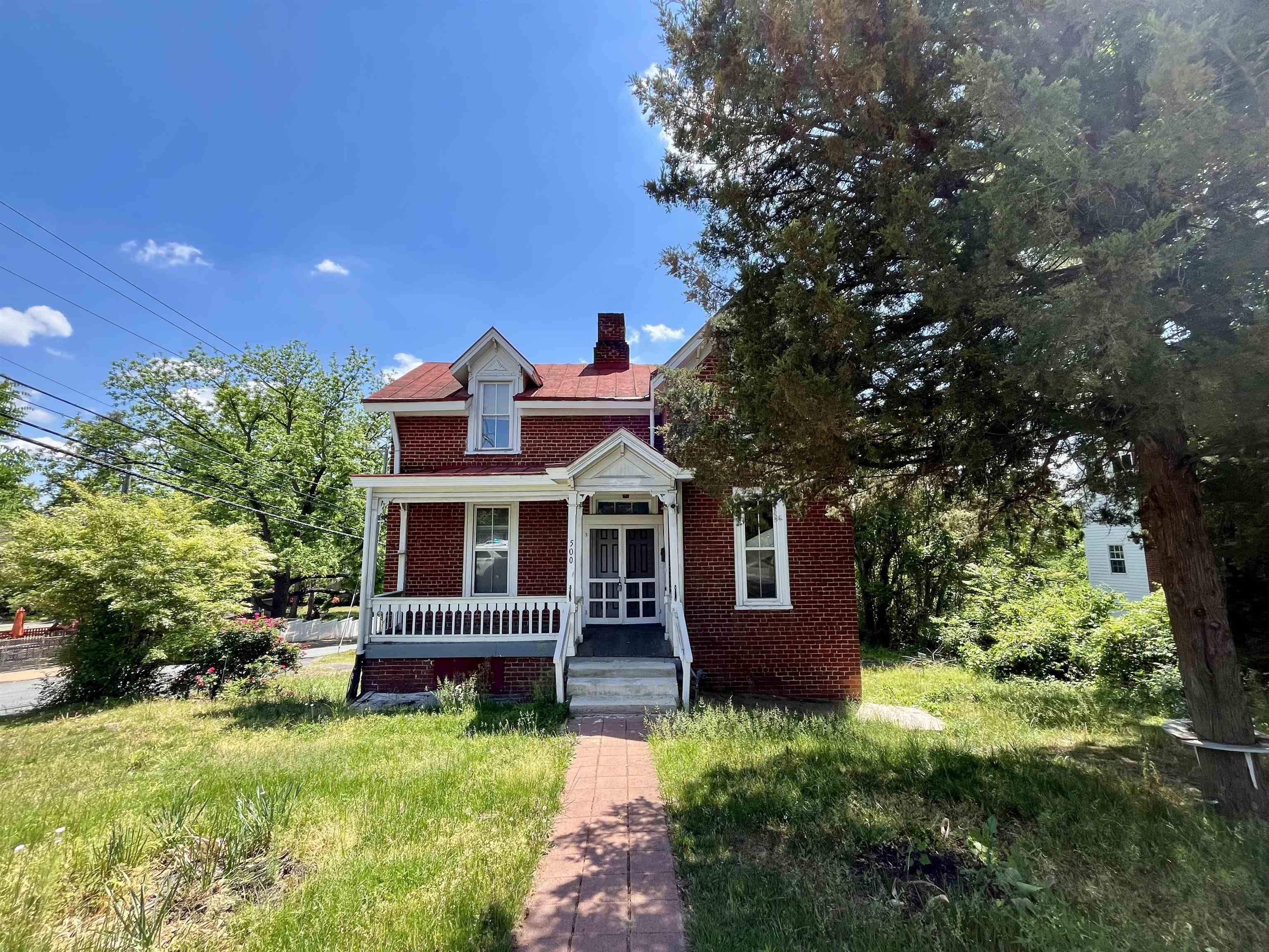 500 RIDGE ST, CHARLOTTESVILLE, Virginia 22902, 5 Bedrooms Bedrooms, ,3 BathroomsBathrooms,Residential,500 RIDGE ST,664321 MLS # 664321