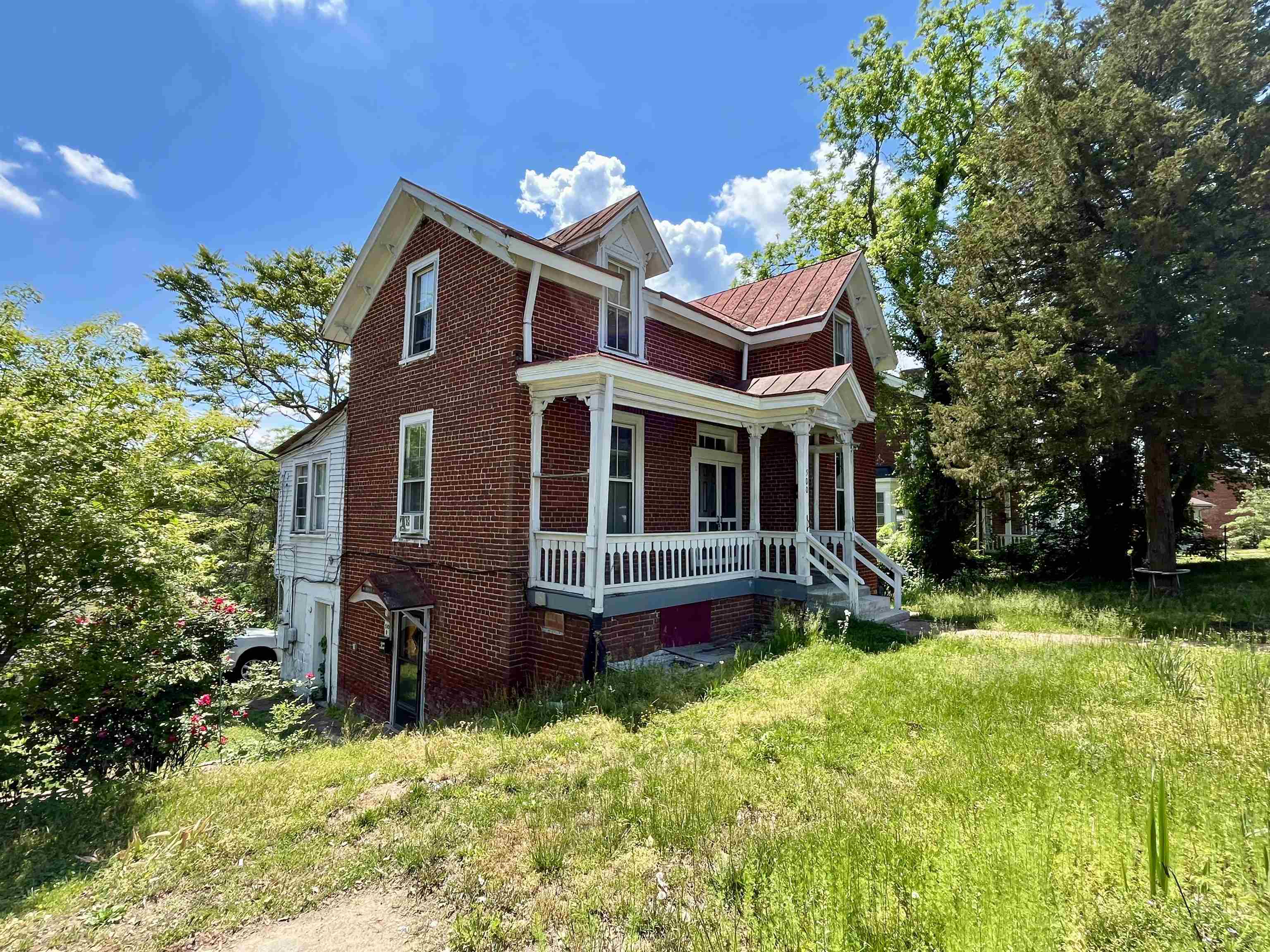 500 RIDGE ST, CHARLOTTESVILLE, Virginia 22902, 5 Bedrooms Bedrooms, ,3 BathroomsBathrooms,Residential,500 RIDGE ST,664321 MLS # 664321