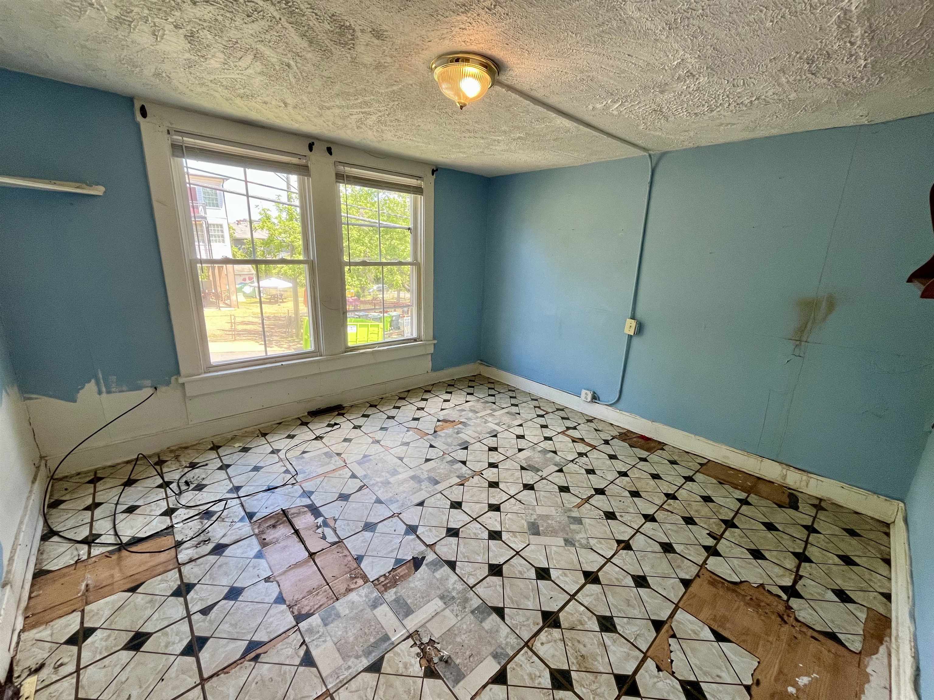 500 RIDGE ST, CHARLOTTESVILLE, Virginia 22902, 5 Bedrooms Bedrooms, ,3 BathroomsBathrooms,Residential,500 RIDGE ST,664321 MLS # 664321