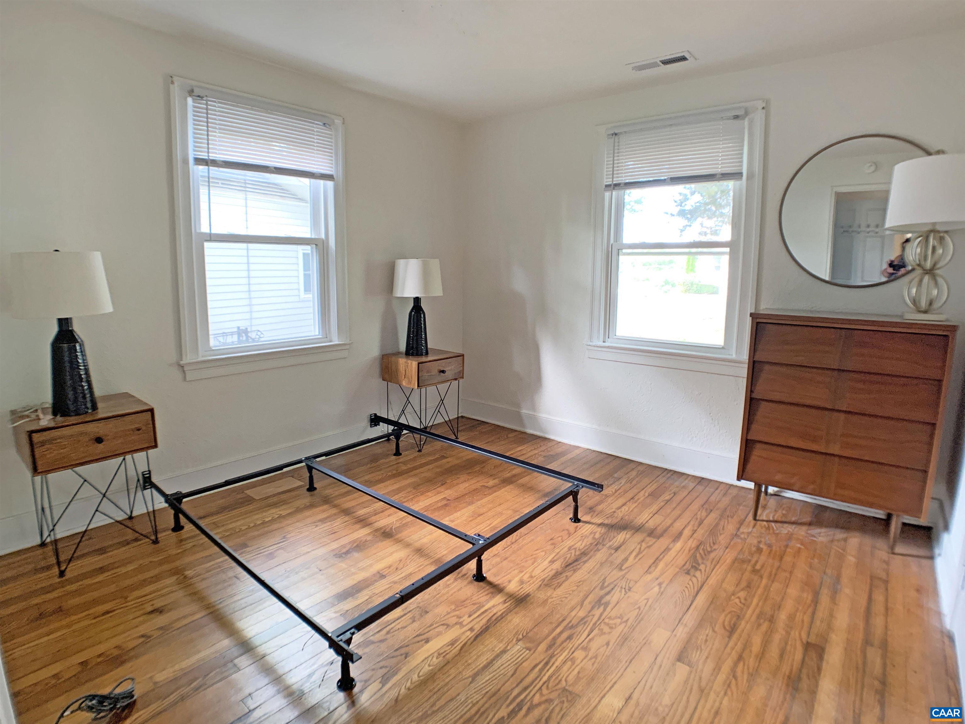 239 SHAMROCK RD, CHARLOTTESVILLE, Virginia 22903, 2 Bedrooms Bedrooms, ,1 BathroomBathrooms,Residential,239 SHAMROCK RD,664322 MLS # 664322