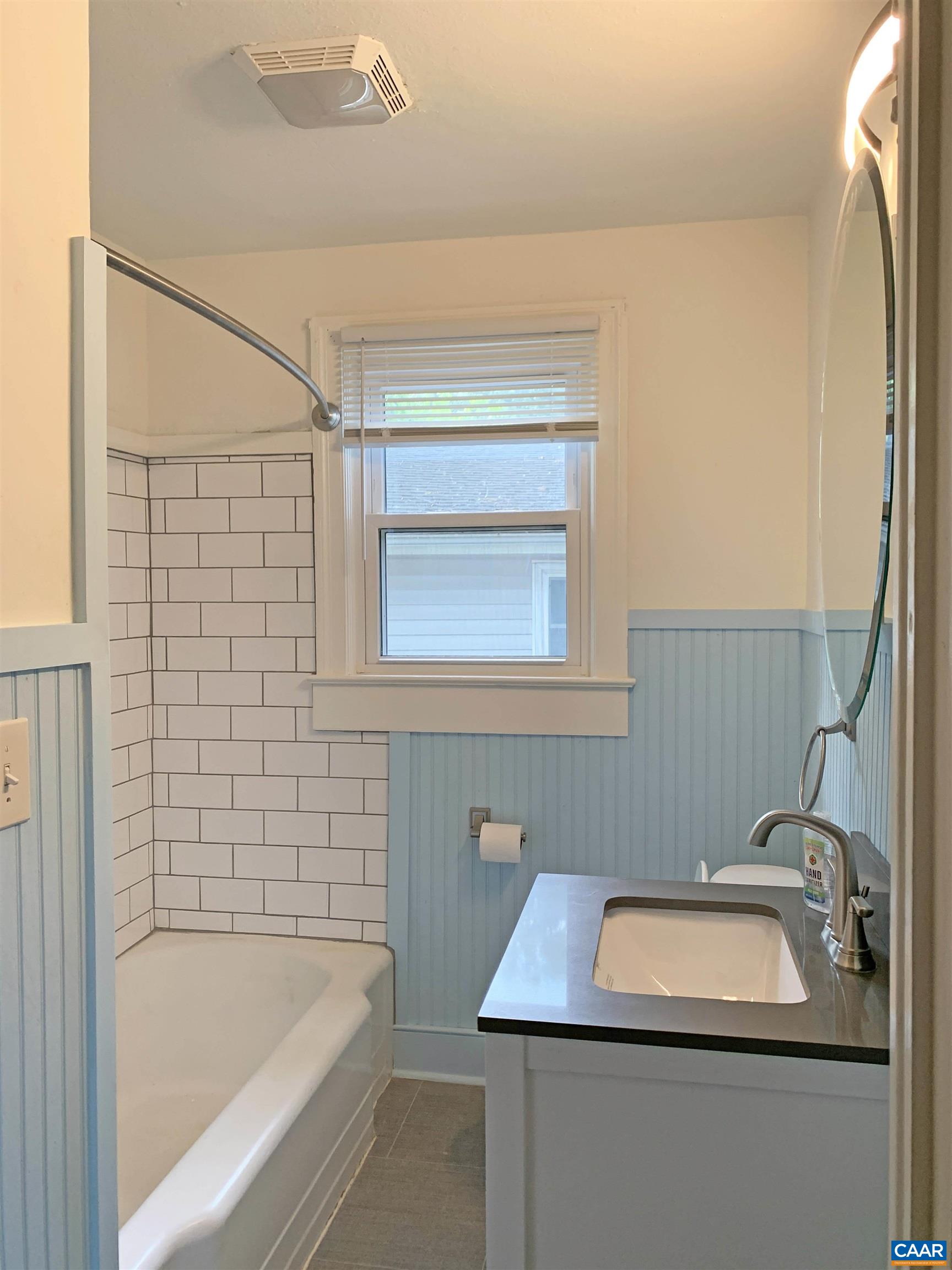 239 SHAMROCK RD, CHARLOTTESVILLE, Virginia 22903, 2 Bedrooms Bedrooms, ,1 BathroomBathrooms,Residential,239 SHAMROCK RD,664322 MLS # 664322