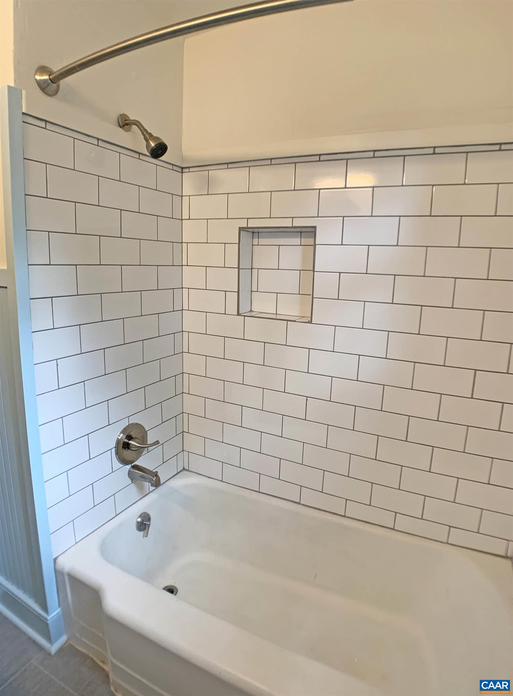 239 SHAMROCK RD, CHARLOTTESVILLE, Virginia 22903, 2 Bedrooms Bedrooms, ,1 BathroomBathrooms,Residential,239 SHAMROCK RD,664322 MLS # 664322
