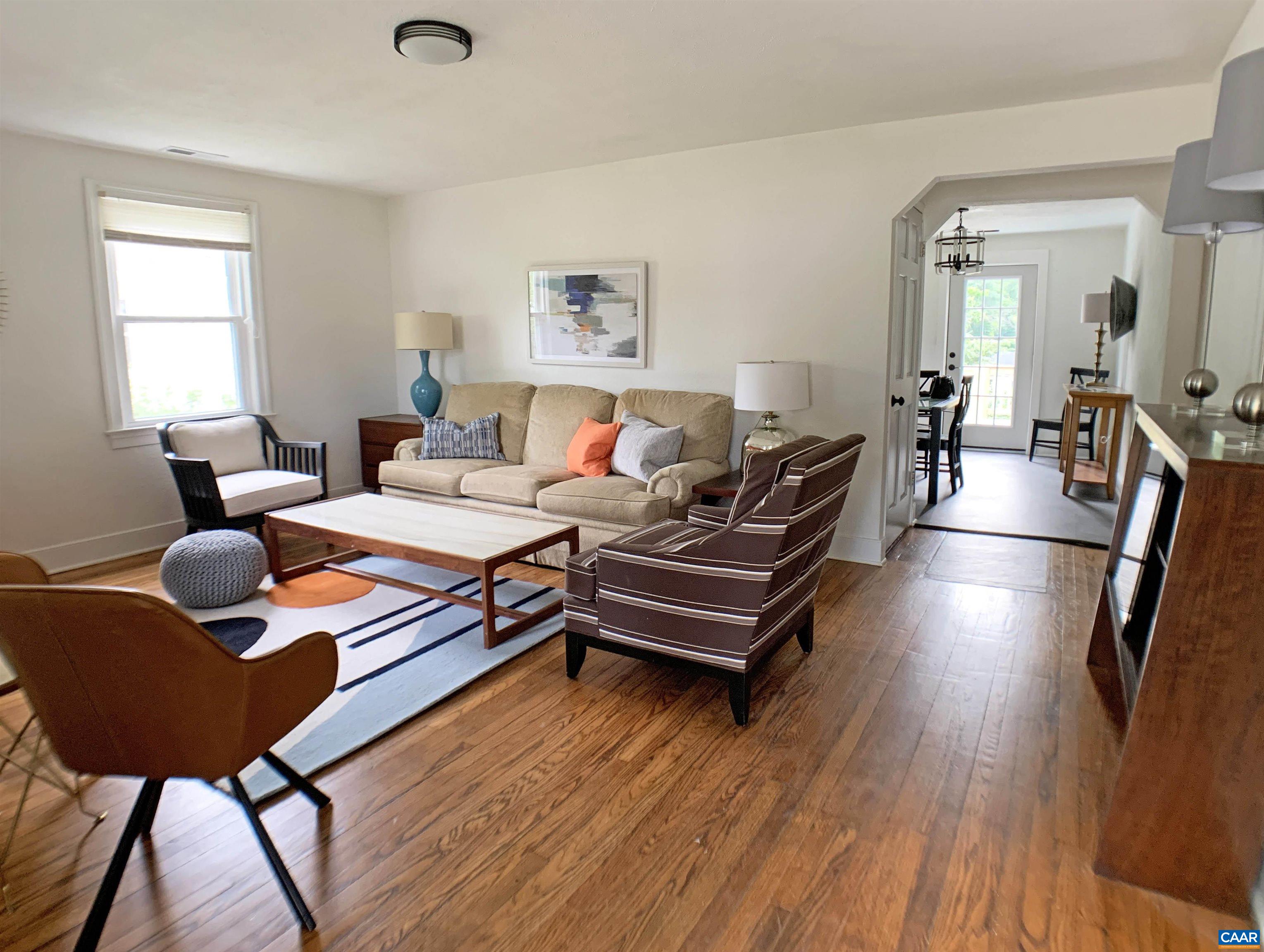 239 SHAMROCK RD, CHARLOTTESVILLE, Virginia 22903, 2 Bedrooms Bedrooms, ,1 BathroomBathrooms,Residential,239 SHAMROCK RD,664322 MLS # 664322