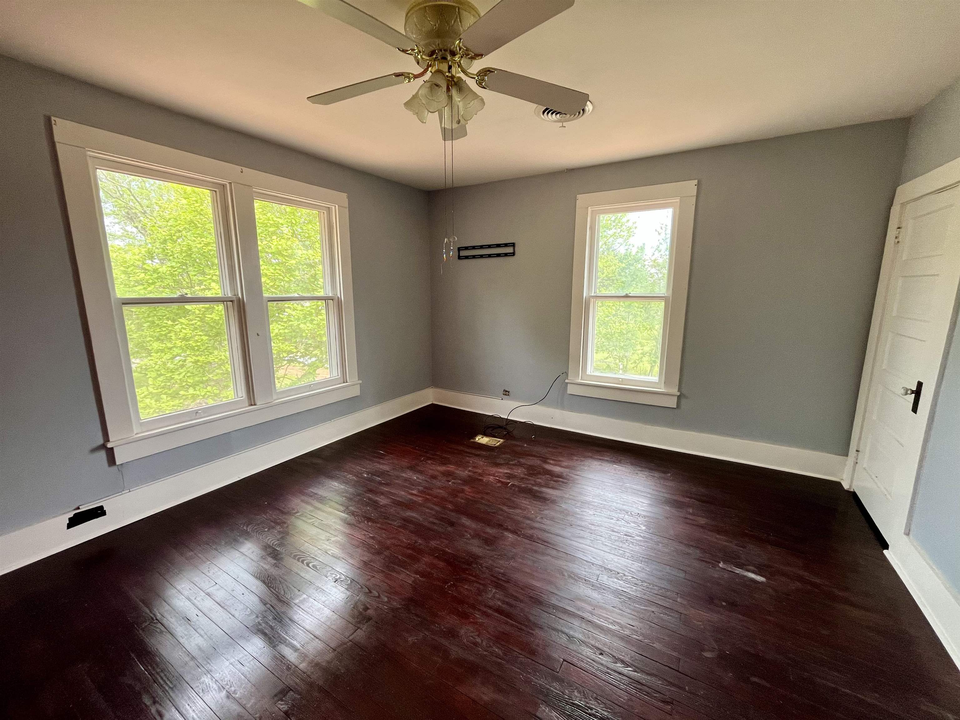 2315 ROLLING RD S, SCOTTSVILLE, Virginia 24590, 5 Bedrooms Bedrooms, ,2 BathroomsBathrooms,Residential,2315 ROLLING RD S,664324 MLS # 664324
