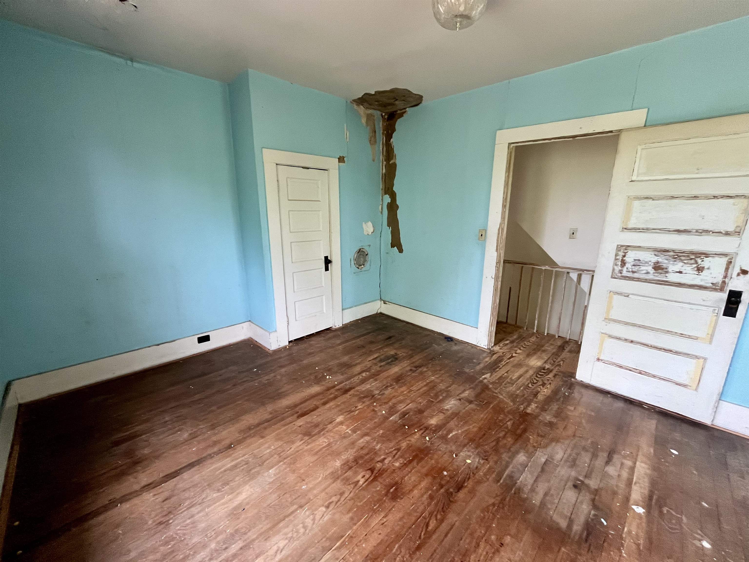 2315 ROLLING RD S, SCOTTSVILLE, Virginia 24590, 5 Bedrooms Bedrooms, ,2 BathroomsBathrooms,Residential,2315 ROLLING RD S,664324 MLS # 664324